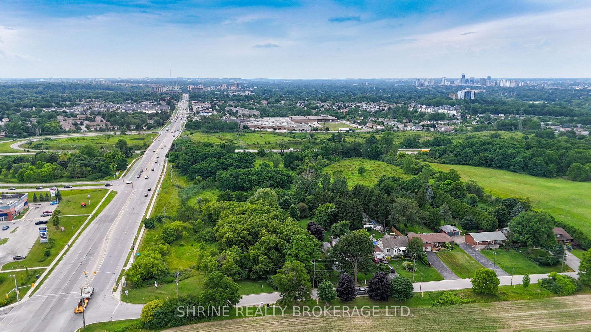 Photo 6 of 179 Meadowlily Road, London, South U — HOMEH
