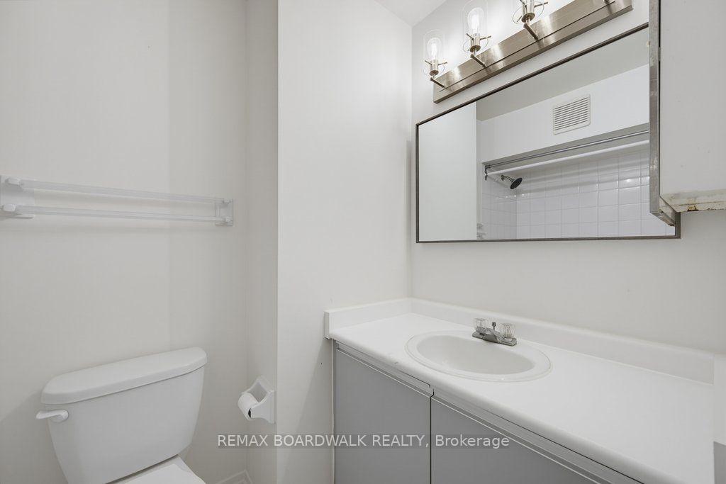 Photo 19 of Unit 207, 250 Brittany Drive, Ottawa, Viscount Alexander Park — HOMEH