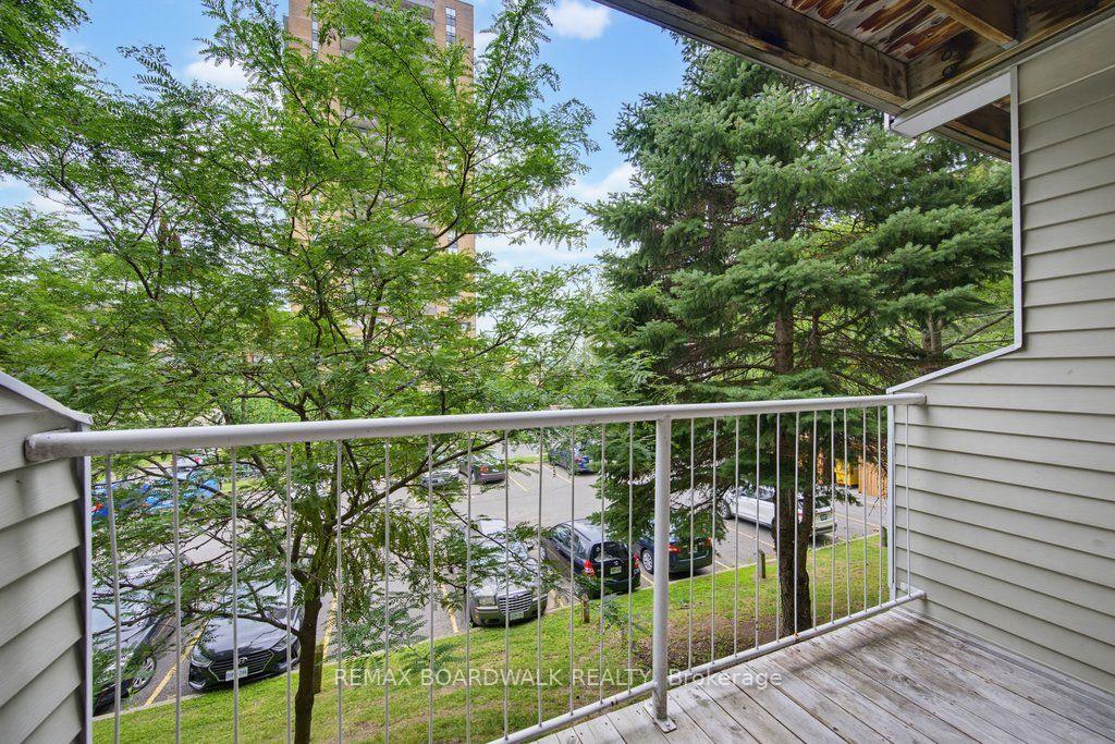 Photo 21 of Unit 207, 250 Brittany Drive, Ottawa, Viscount Alexander Park — HOMEH