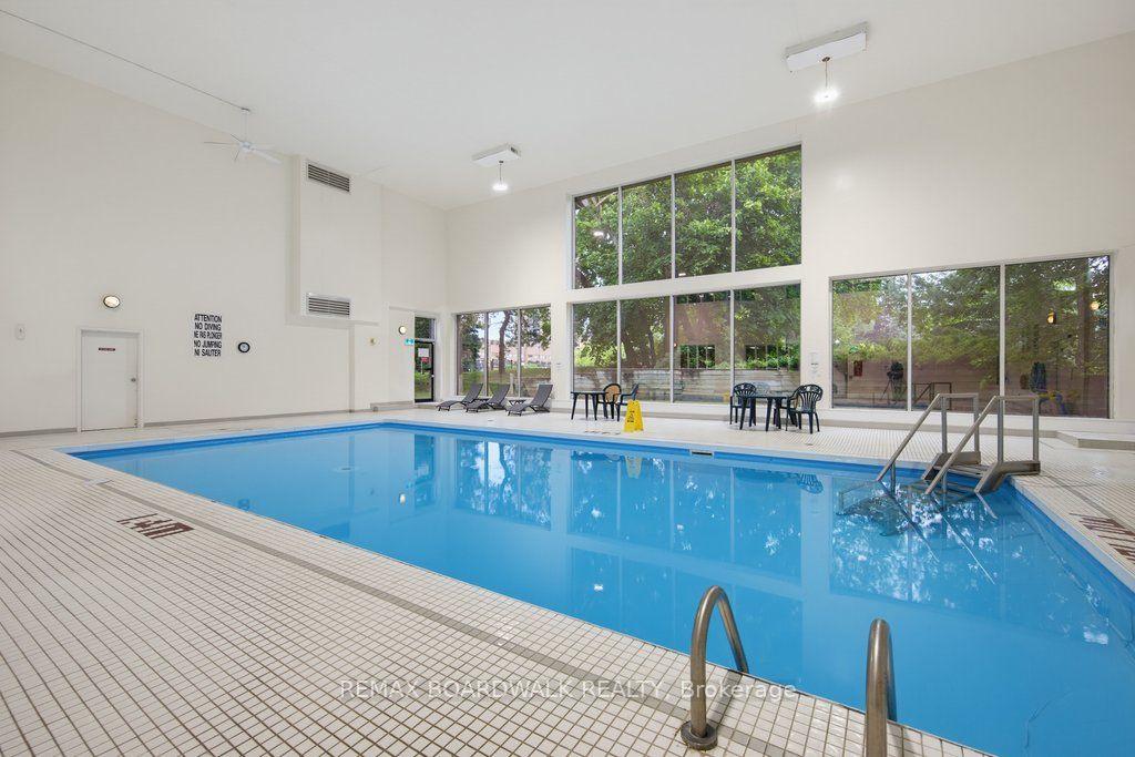 Photo 28 of Unit 207, 250 Brittany Drive, Ottawa, Viscount Alexander Park — HOMEH