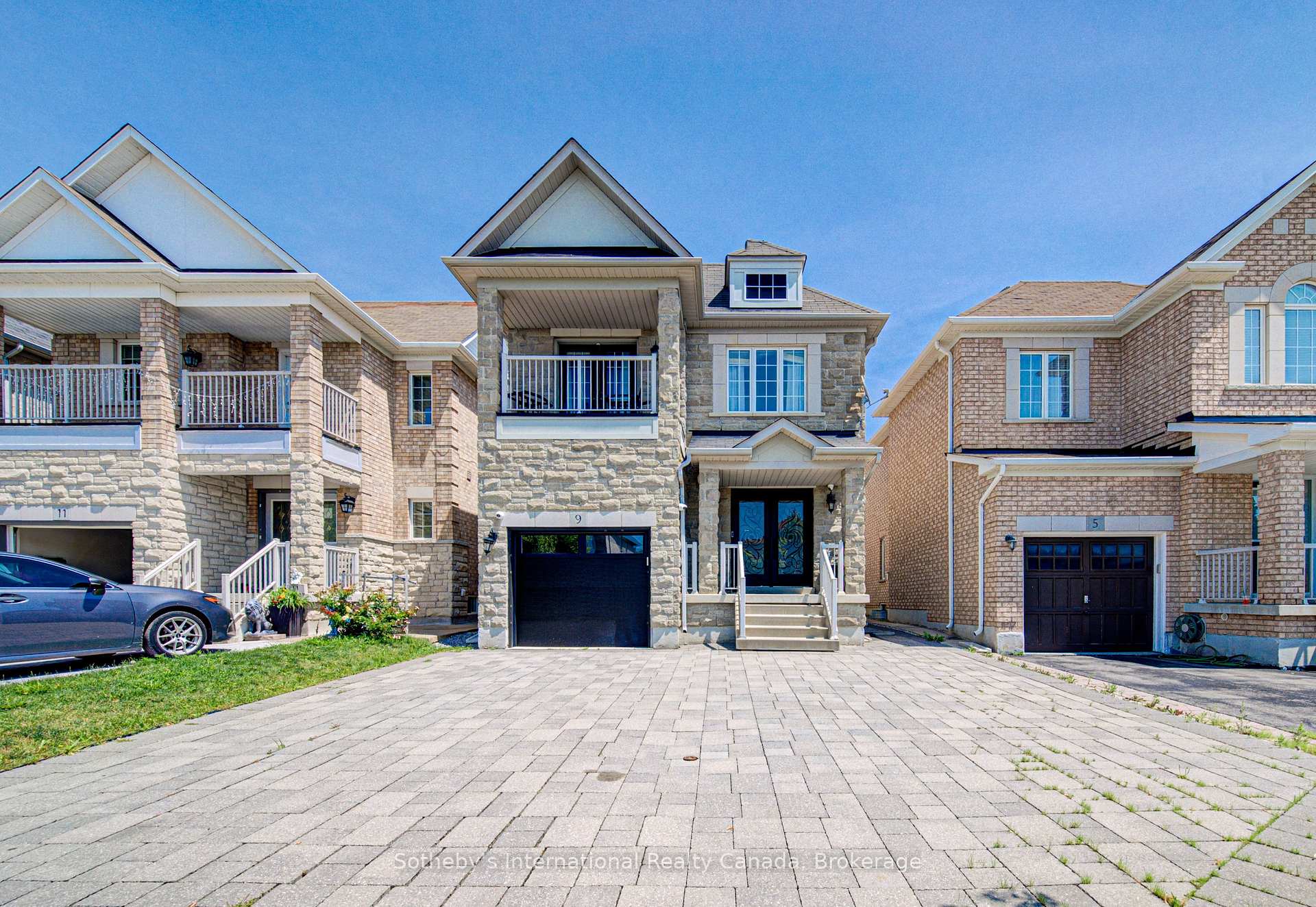 Photo 1 of 9 Aidan Drive, Vaughan, Vellore Village — HOMEH