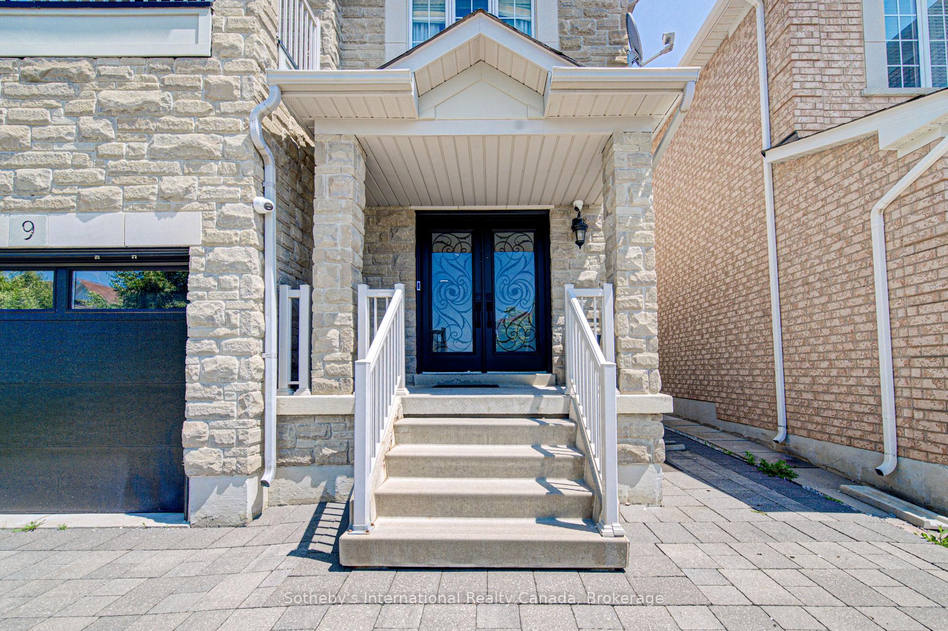 Photo 4 of 9 Aidan Drive, Vaughan, Vellore Village — HOMEH