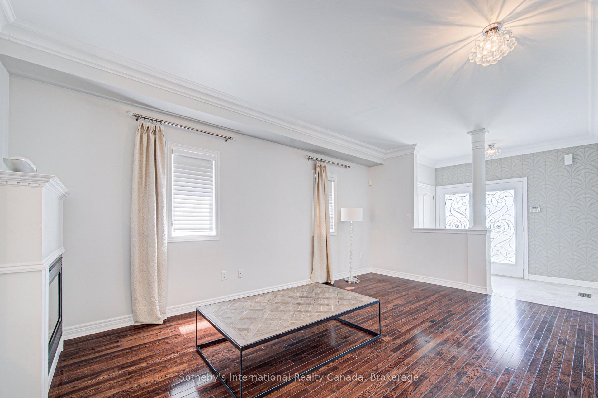 Photo 8 of 9 Aidan Drive, Vaughan, Vellore Village — HOMEH