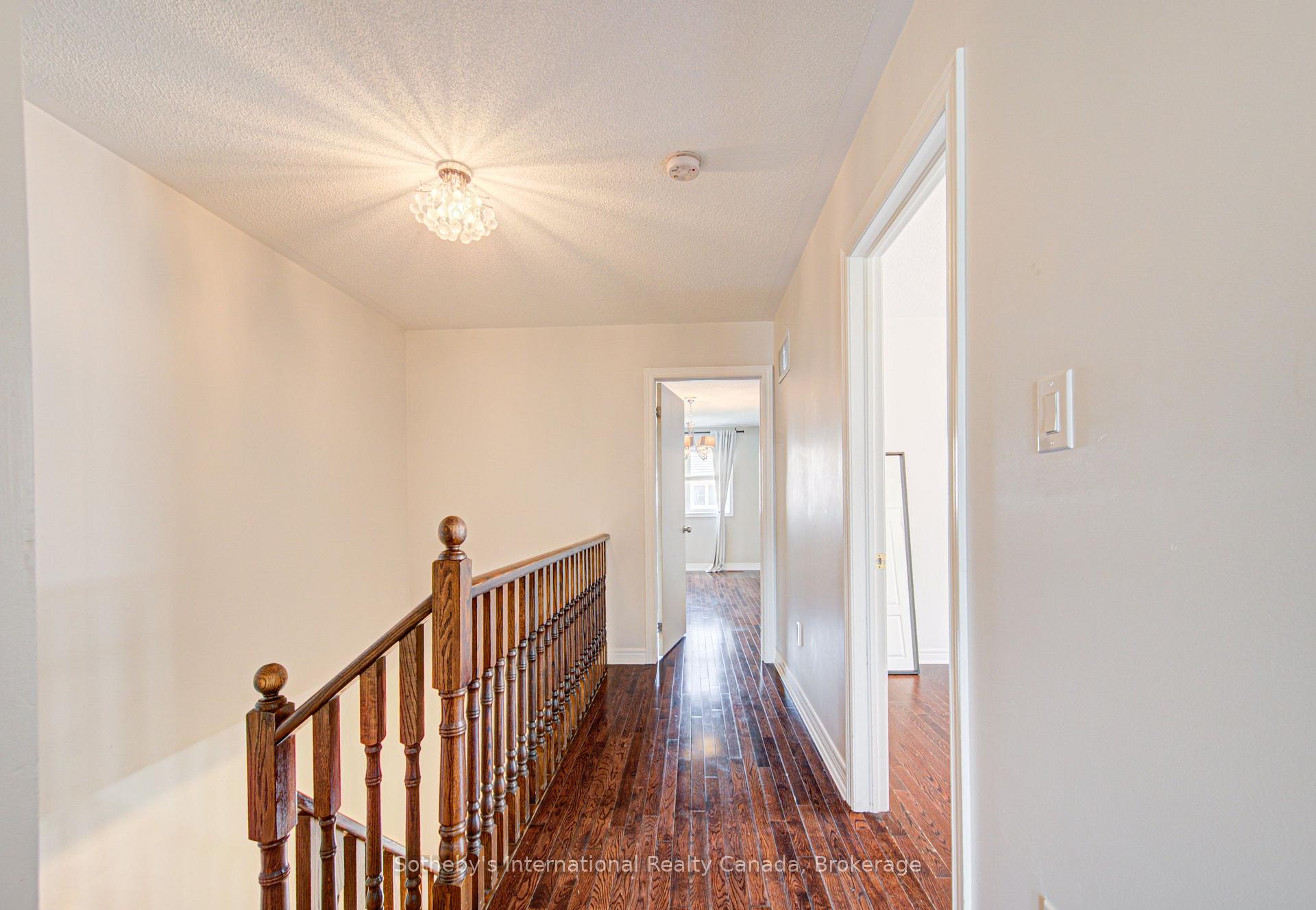 Photo 20 of 9 Aidan Drive, Vaughan, Vellore Village — HOMEH