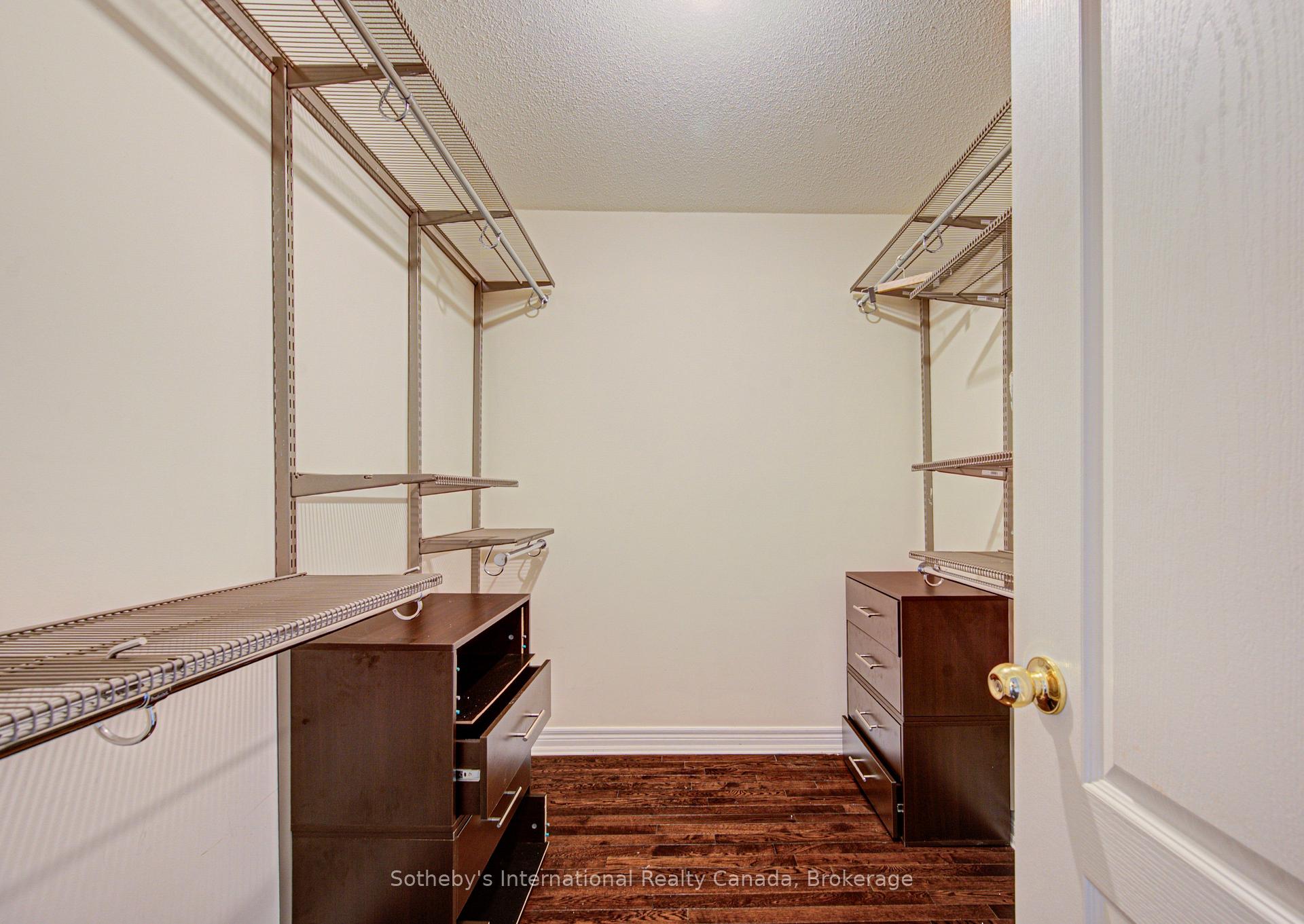 Photo 24 of 9 Aidan Drive, Vaughan, Vellore Village — HOMEH