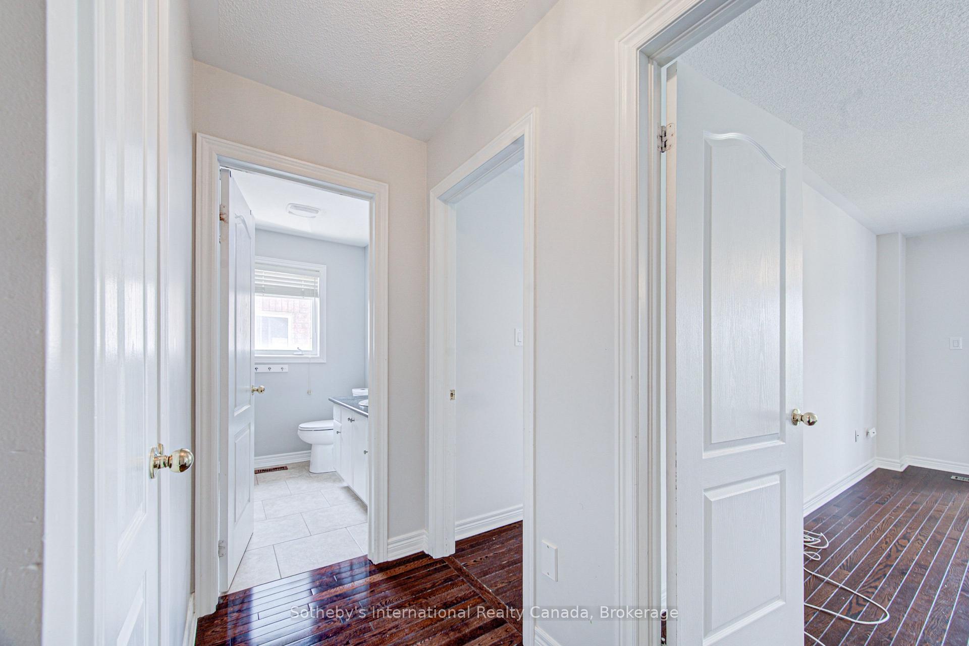 Photo 26 of 9 Aidan Drive, Vaughan, Vellore Village — HOMEH