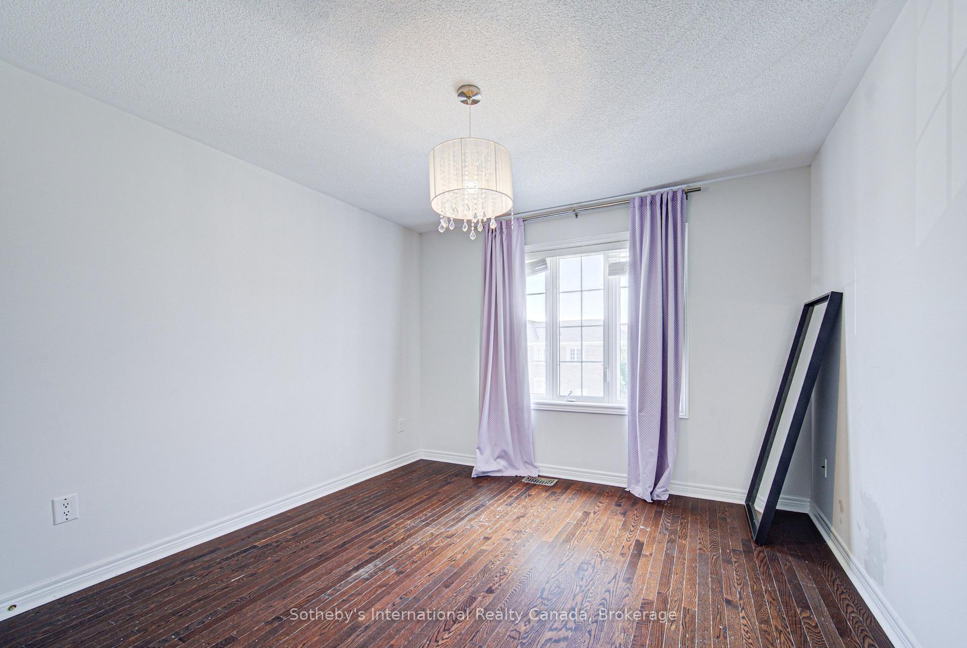 Photo 29 of 9 Aidan Drive, Vaughan, Vellore Village — HOMEH