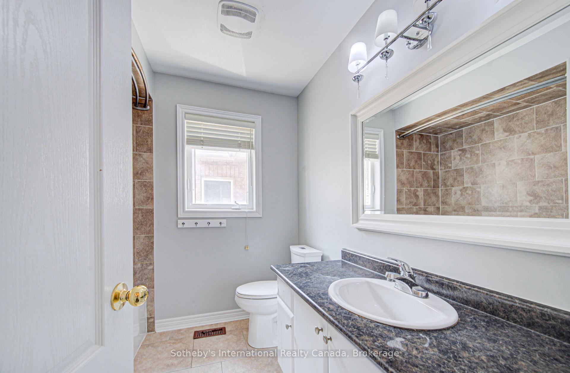 Photo 30 of 9 Aidan Drive, Vaughan, Vellore Village — HOMEH
