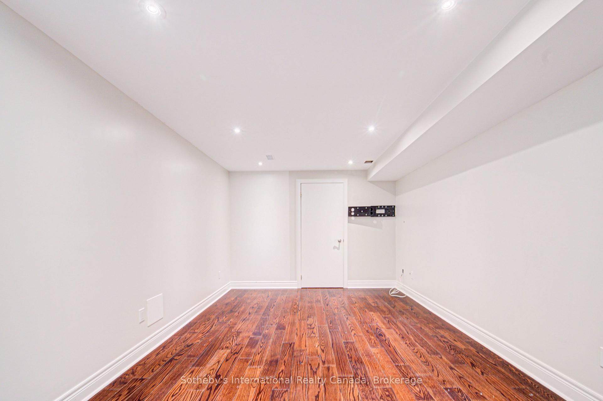 Photo 37 of 9 Aidan Drive, Vaughan, Vellore Village — HOMEH