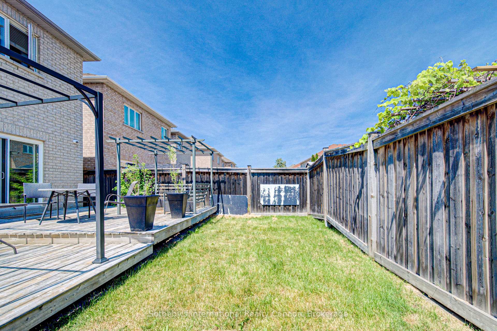 Photo 44 of 9 Aidan Drive, Vaughan, Vellore Village — HOMEH