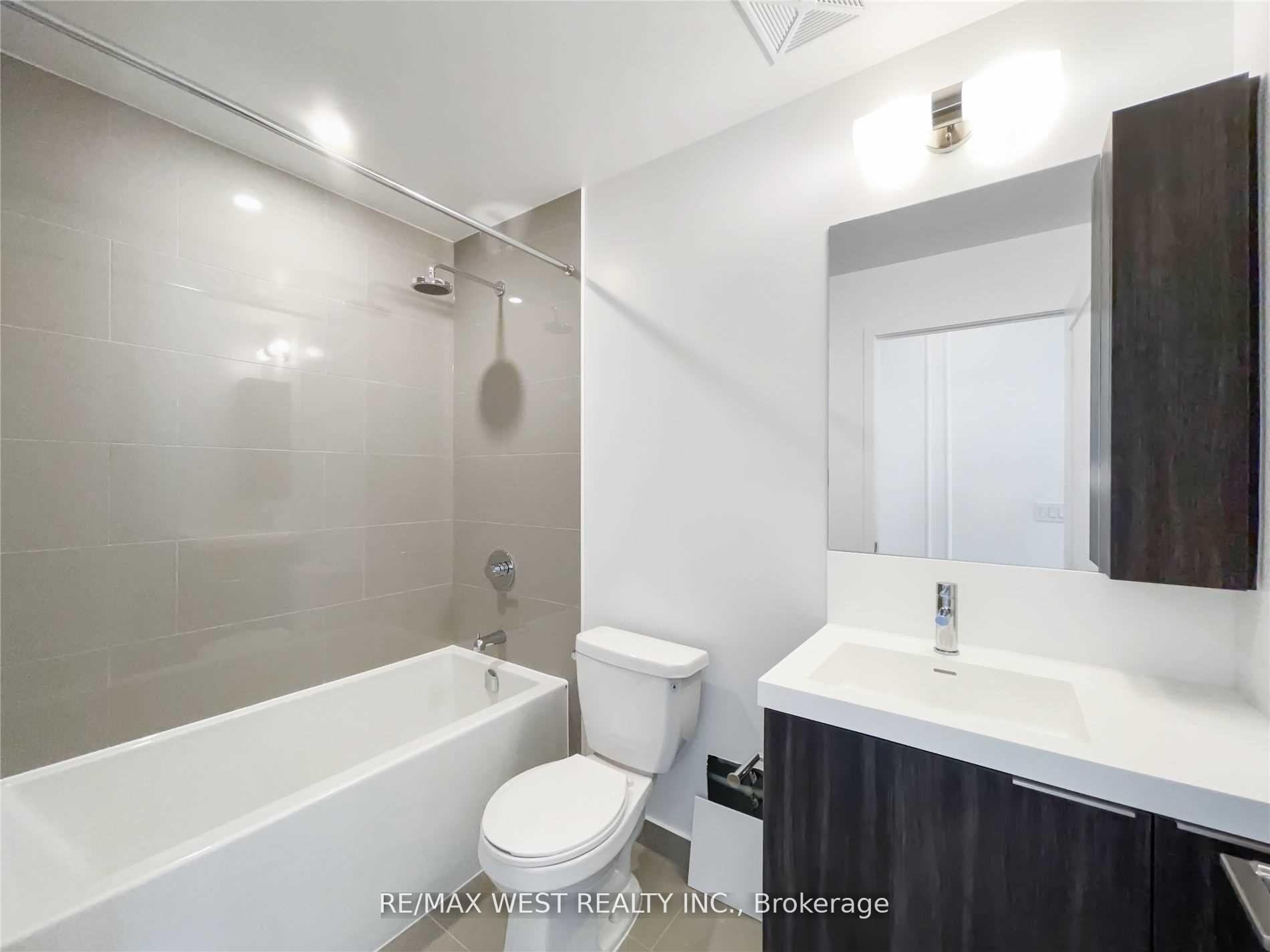 Photo 27 of Unit 2802, 225 Sumach Street, Toronto, Regent Park — HOMEH