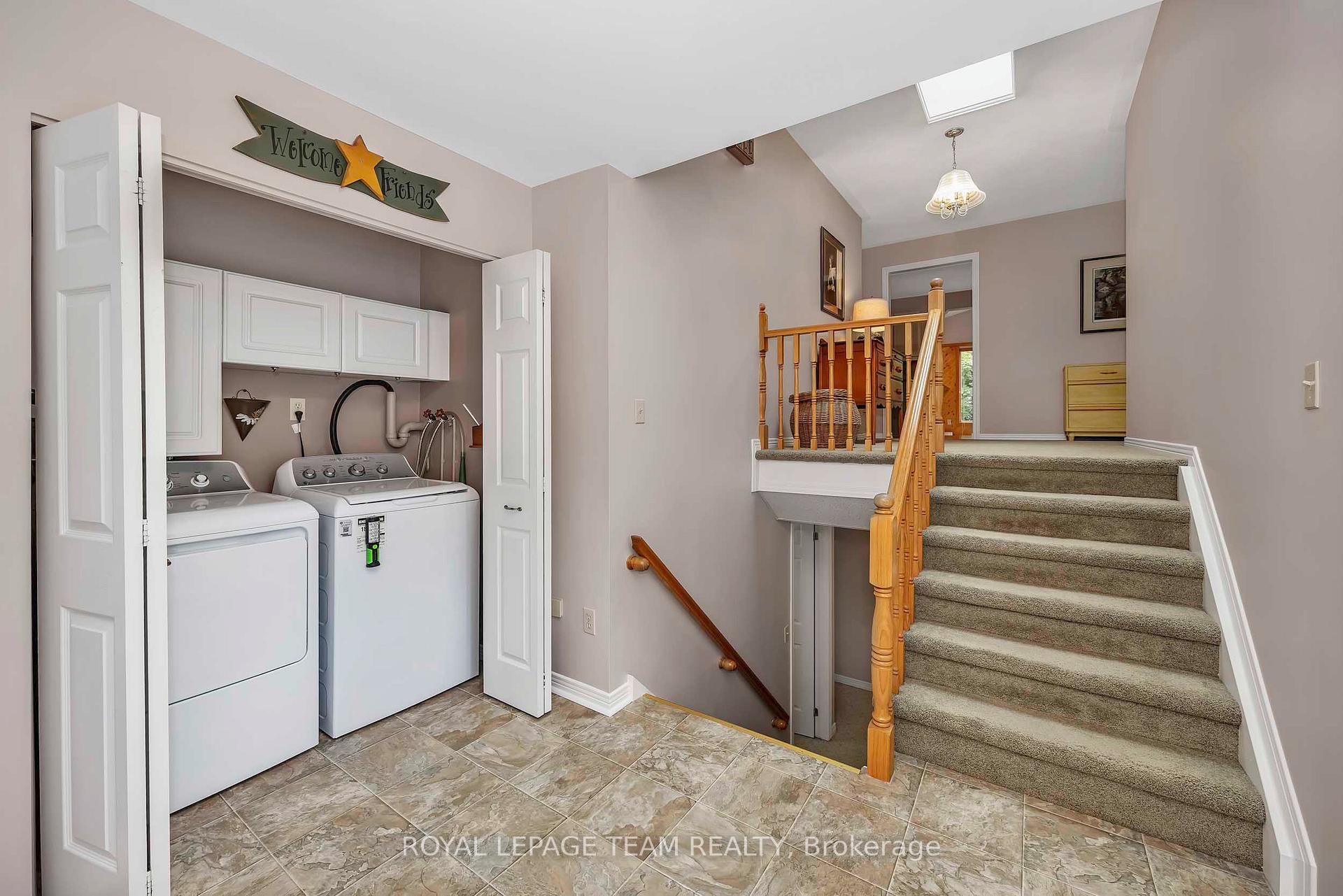 Photo 5 of 1043 County 44 Road, North Grenville, North Grenville Twp (Kemptville South) — HOMEH