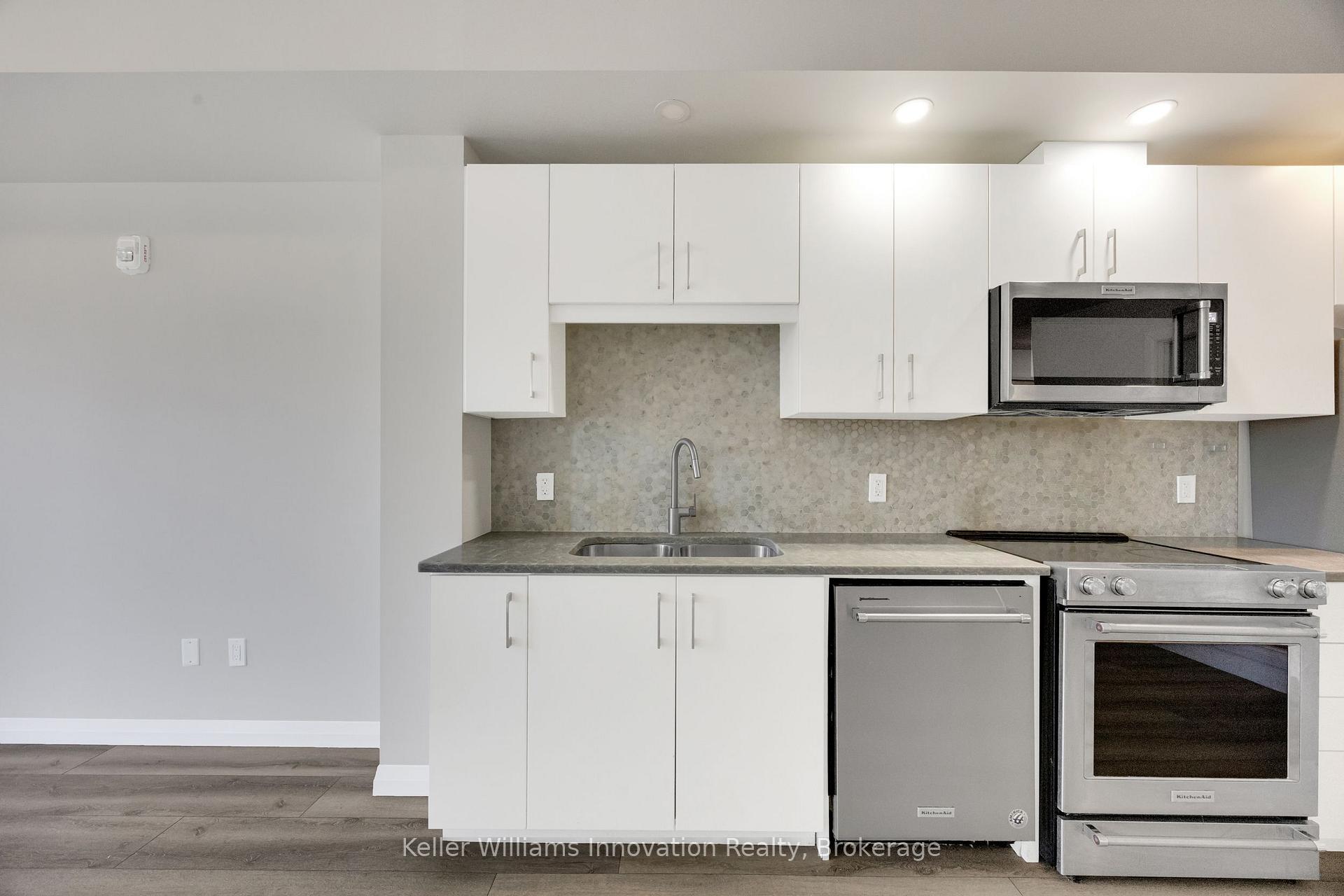 Photo 33 of Unit 212, 108 Garment Street, Kitchener, Cherry Hill — HOMEH