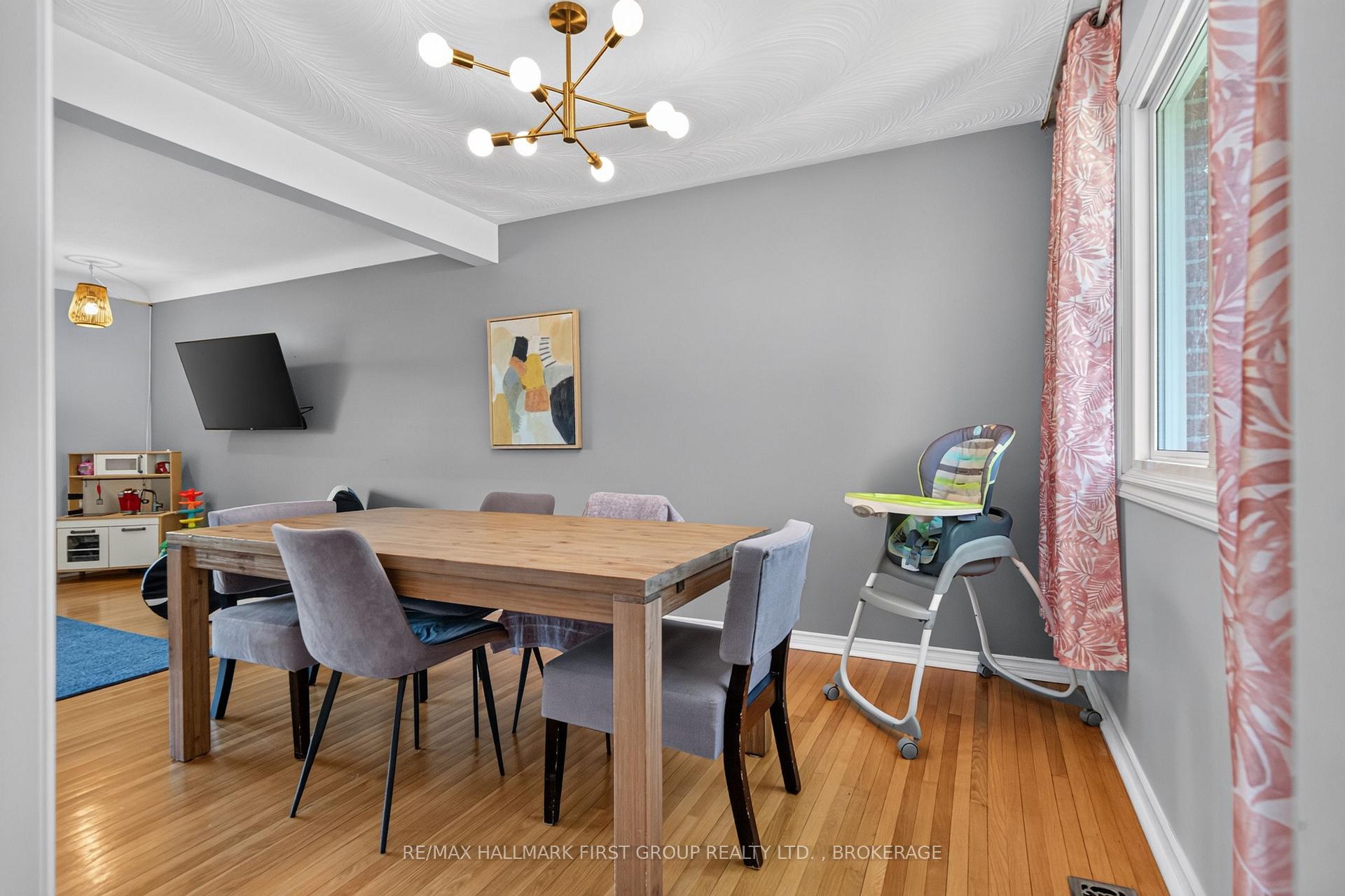 Photo 20 of 417 Glen Castle Road, Kingston, City SouthWest — HOMEH