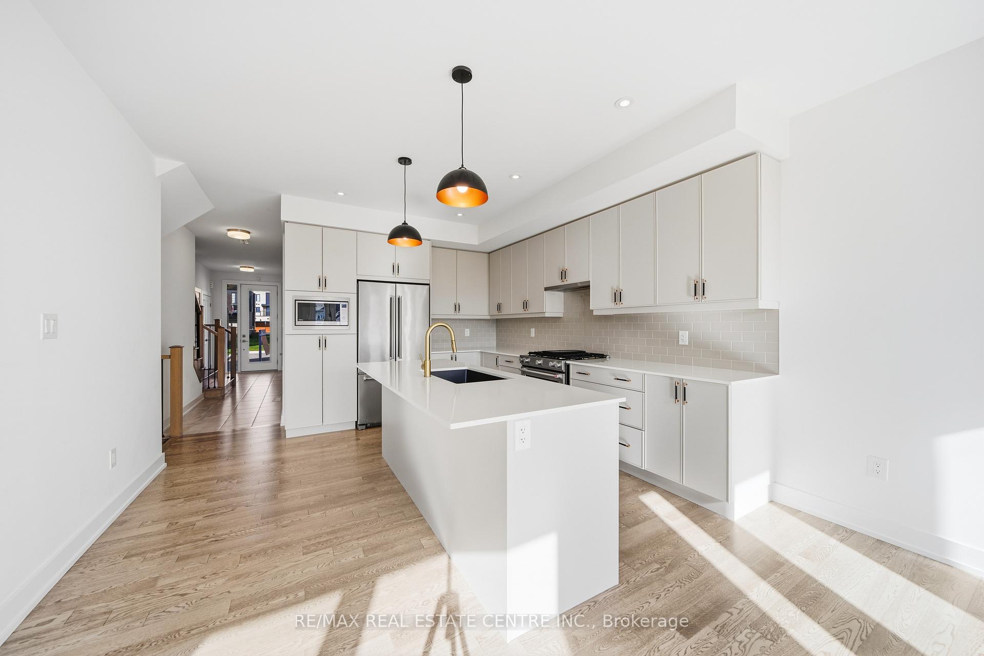 Photo 10 of Unit 20, 2273 Turnberry Road, Burlington, Rose — HOMEH