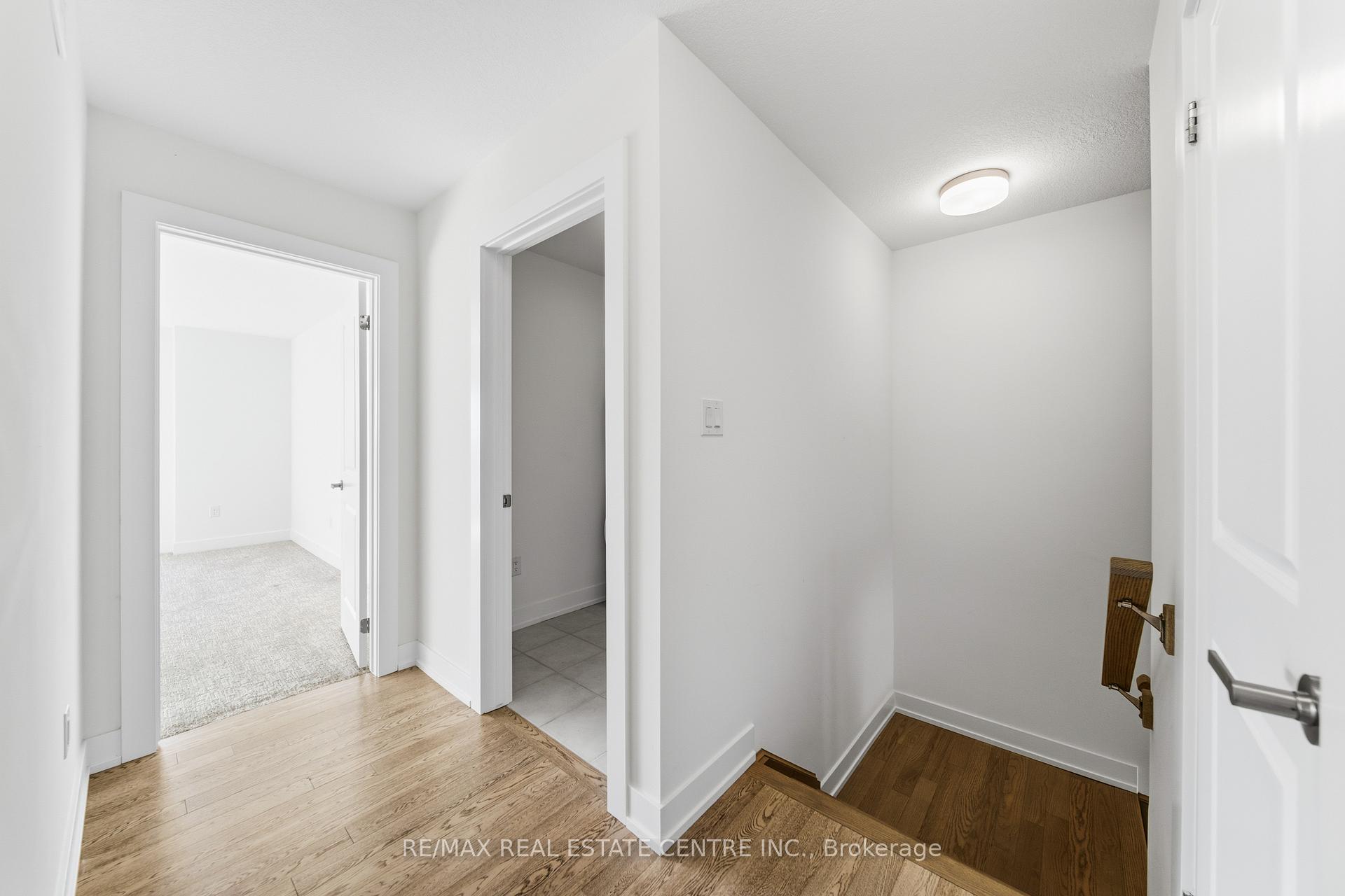 Photo 20 of Unit 20, 2273 Turnberry Road, Burlington, Rose — HOMEH