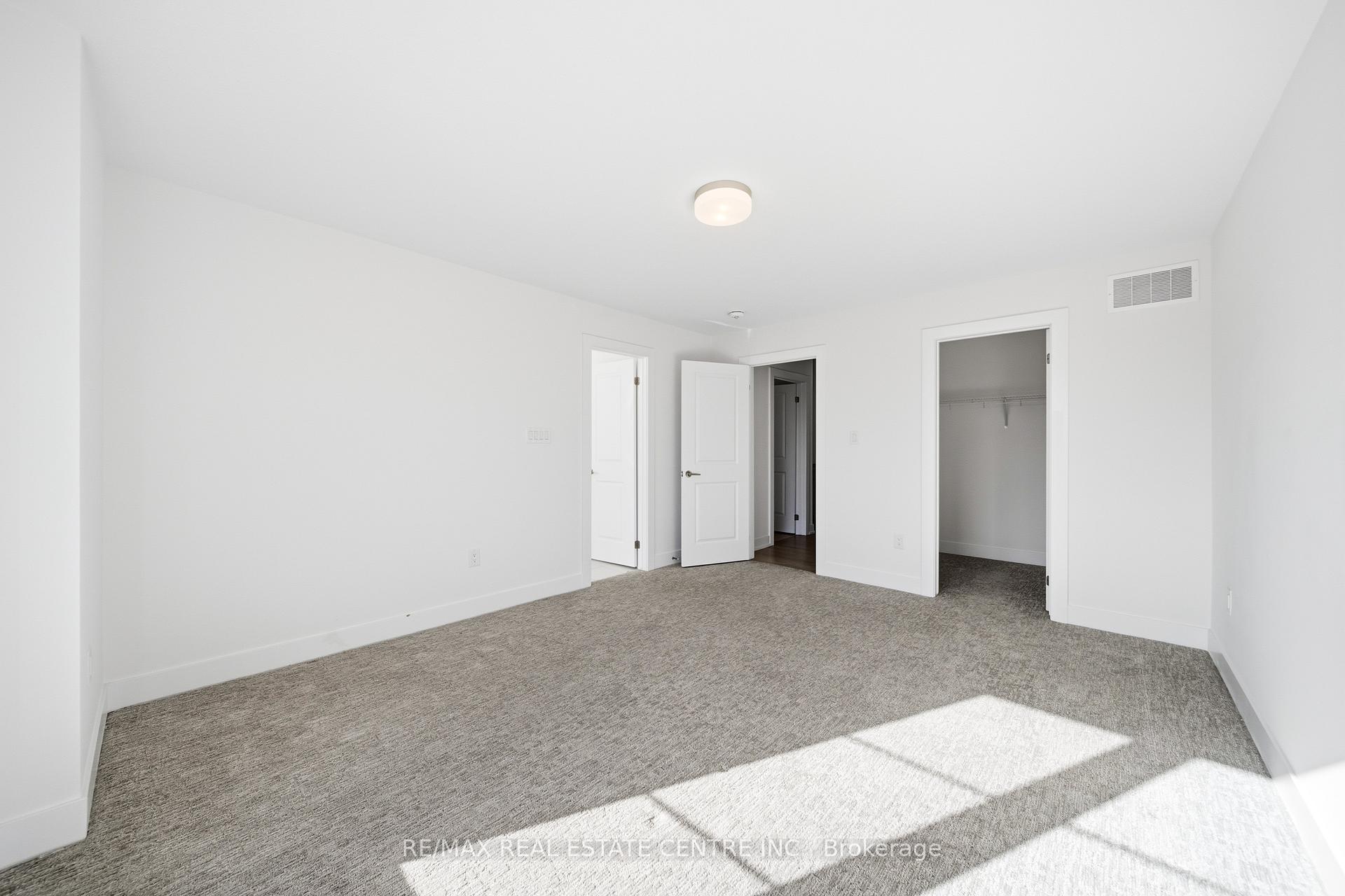Photo 22 of Unit 20, 2273 Turnberry Road, Burlington, Rose — HOMEH
