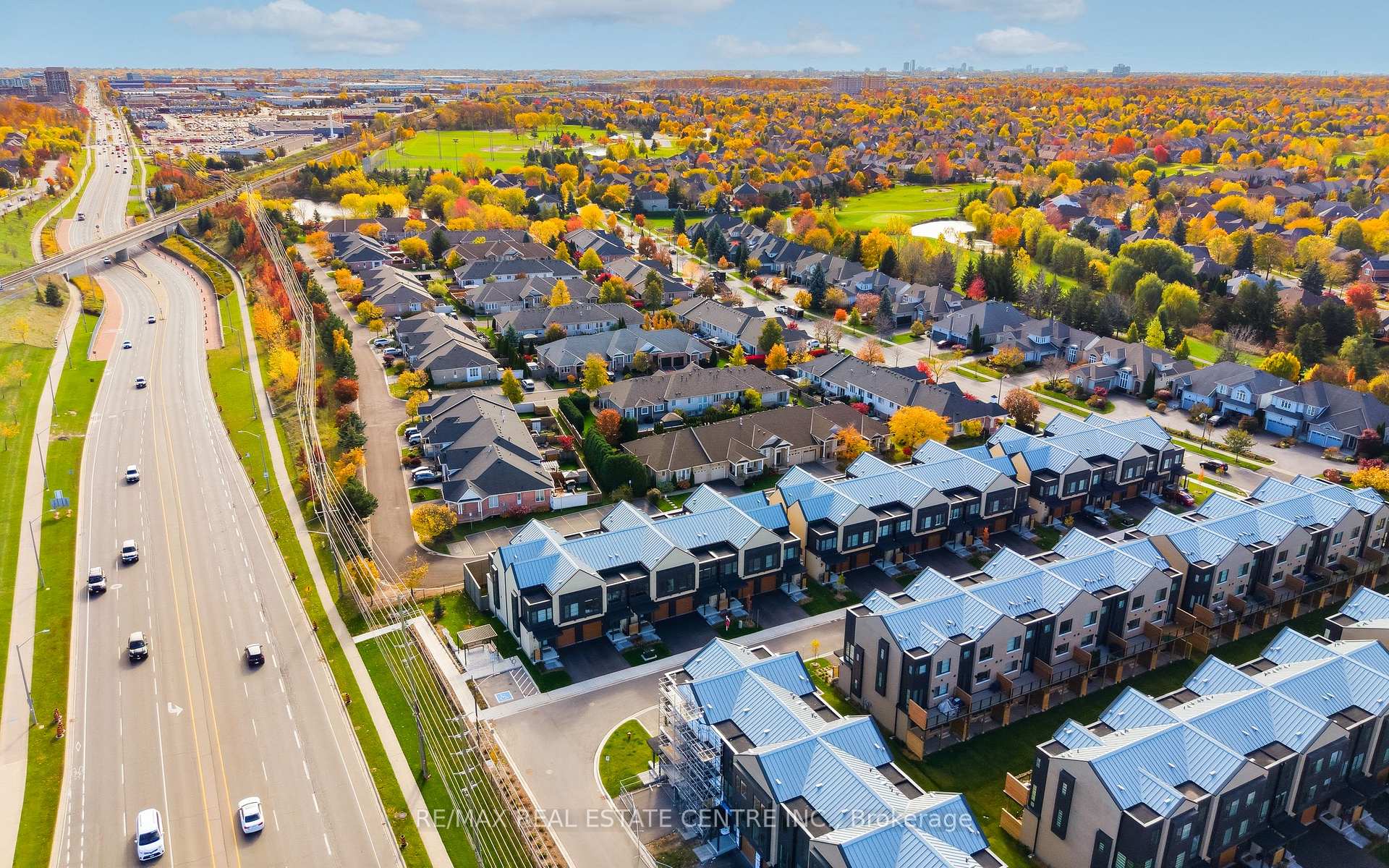 Photo 36 of Unit 20, 2273 Turnberry Road, Burlington, Rose — HOMEH