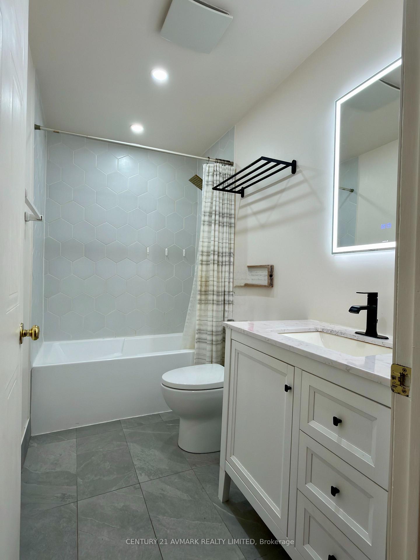 Photo 6 of 4363 Arejay Avenue, Lincoln, Beamsville — HOMEH