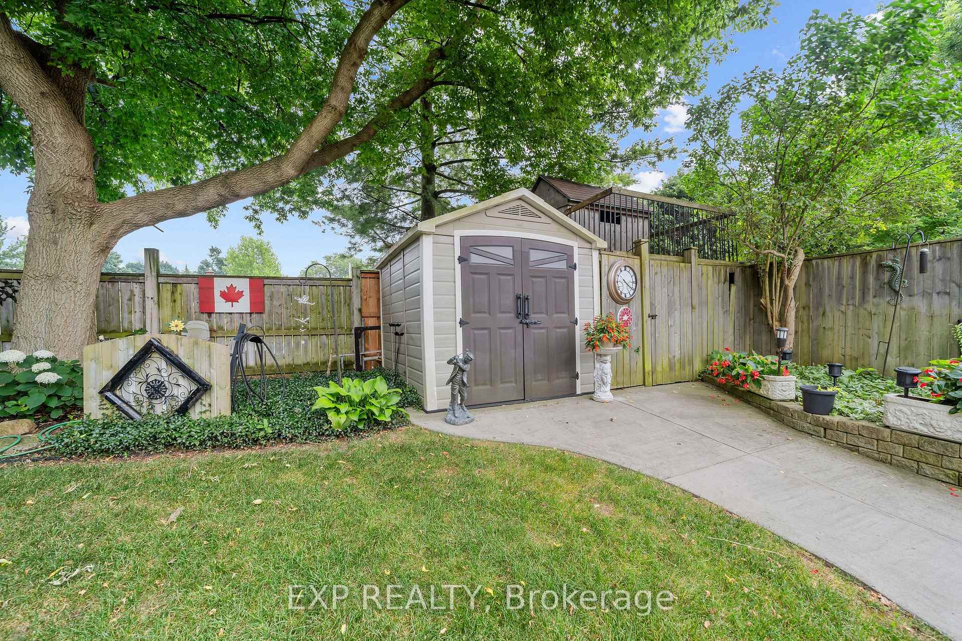 Photo 22 of 71 Marianna Drive, London, South V — HOMEH