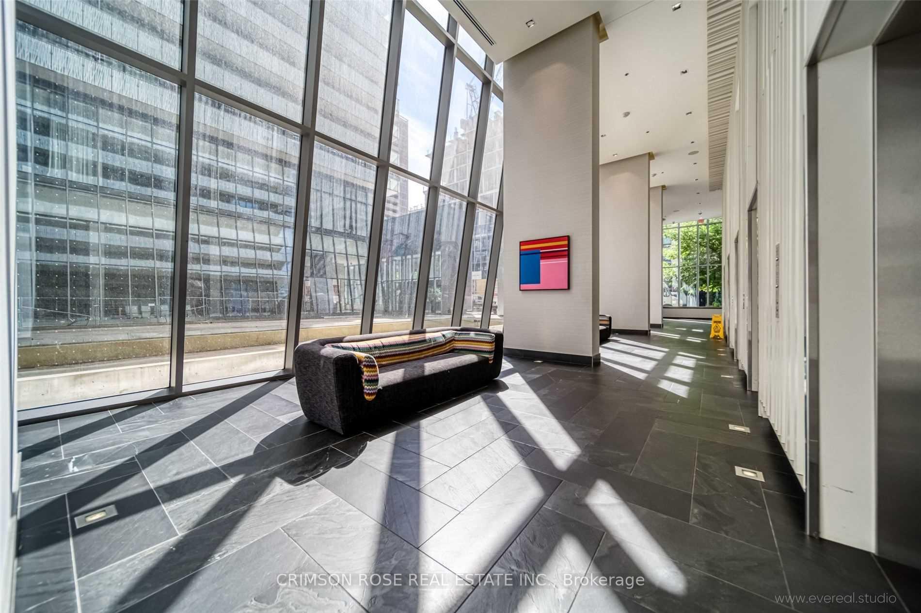 Photo 3 of Unit 5006, 42 Charles Street E, Toronto, Church-Yonge Corridor — HOMEH