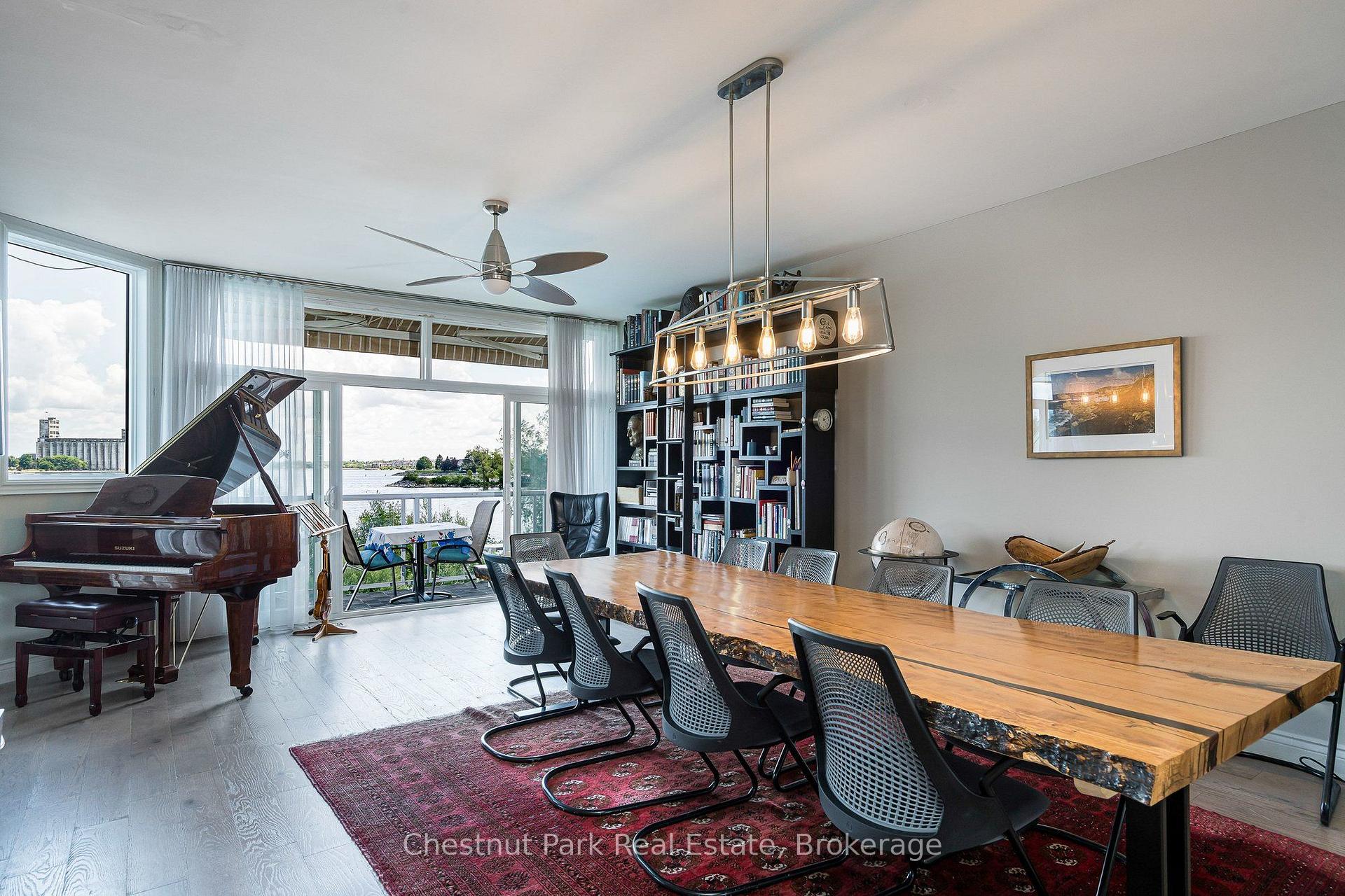 Photo 12 of 9 Cranberry Surf, Collingwood — HOMEH