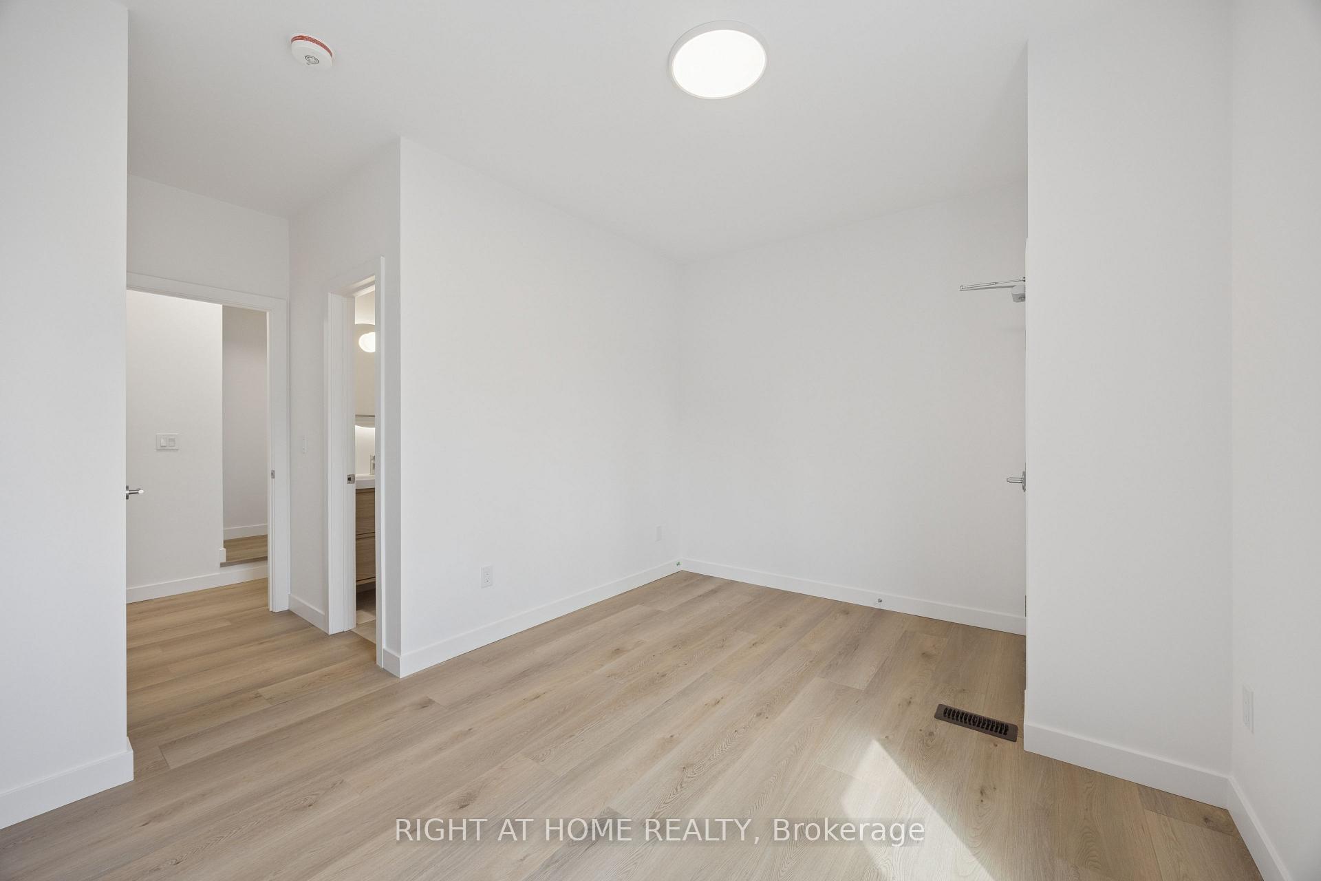Photo 18 of Unit 5, 91 Barton Avenue, Toronto, The Annex — HOMEH