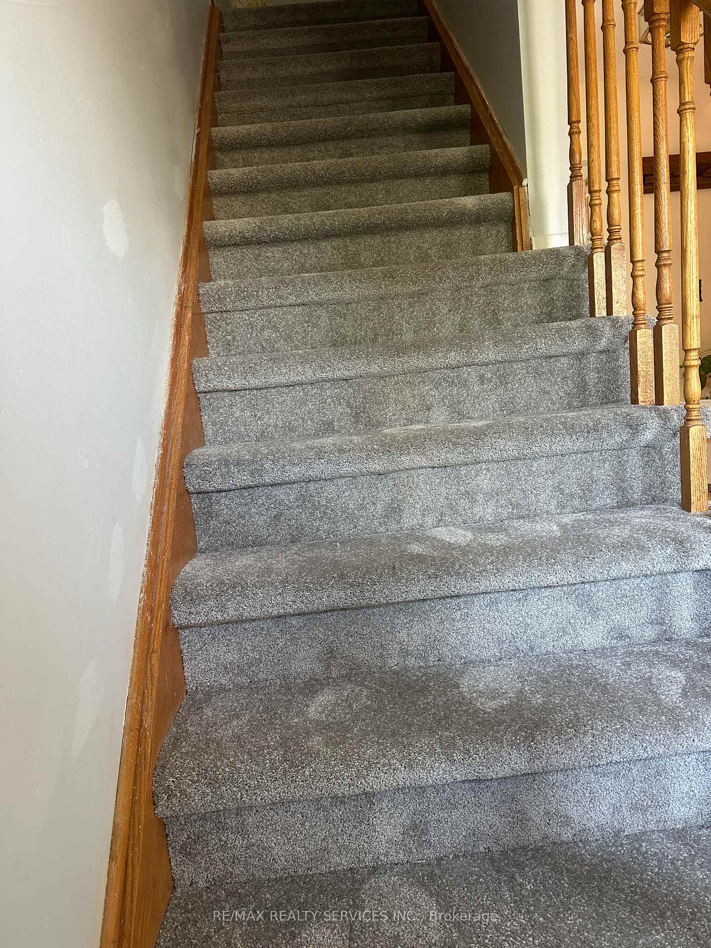 Photo 26 of 130 Cutters Crescent, Brampton, Fletcher's West — HOMEH