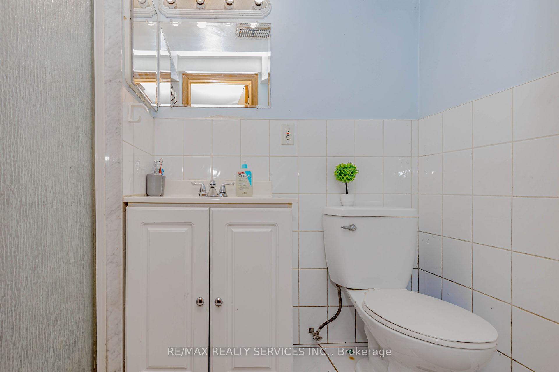 Photo 45 of 130 Cutters Crescent, Brampton, Fletcher's West — HOMEH