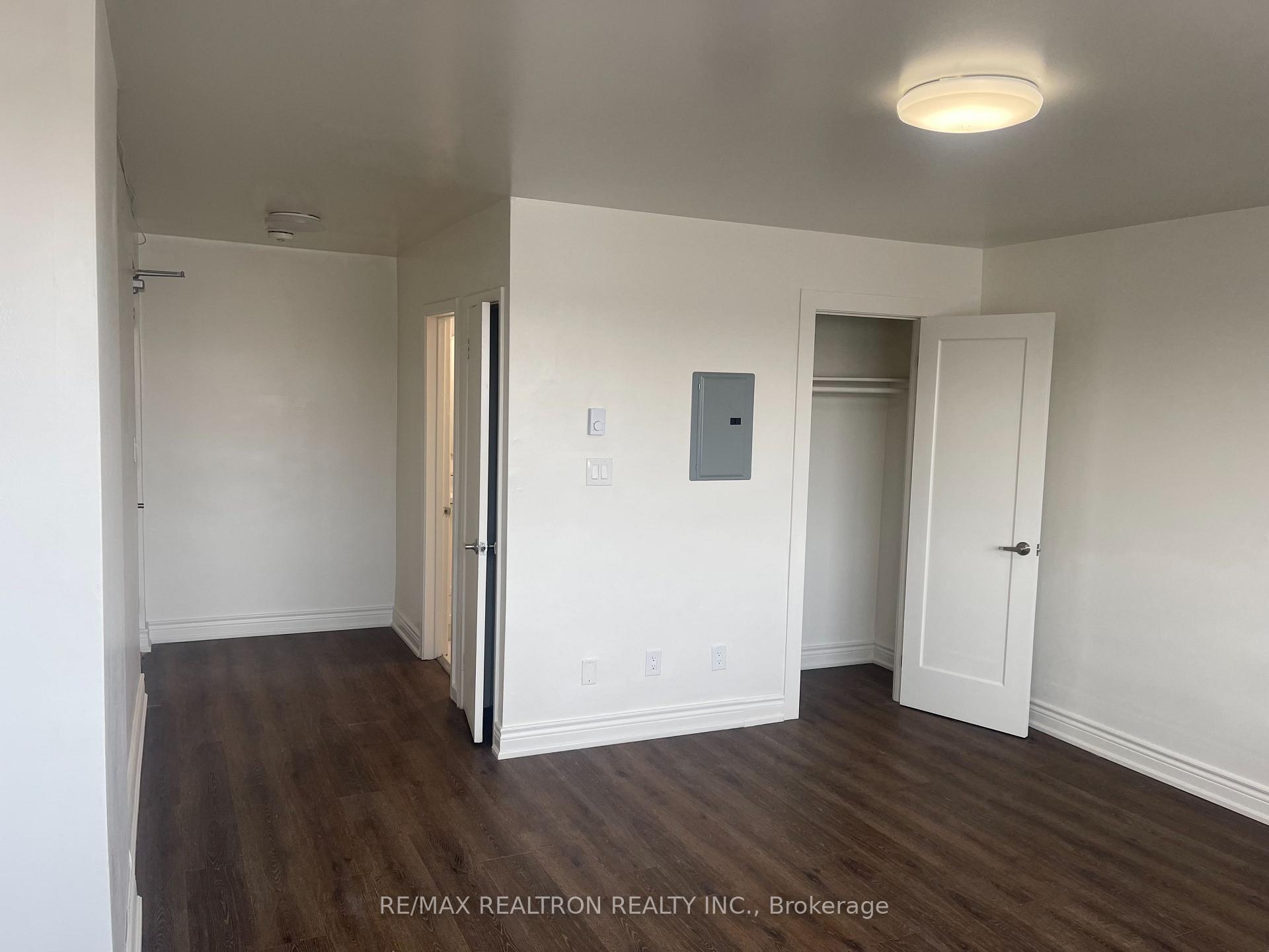 Photo 5 of Unit 1, 1985 Lawrence Avenue E, Scarborough, Wexford-Maryvale — HOMEH