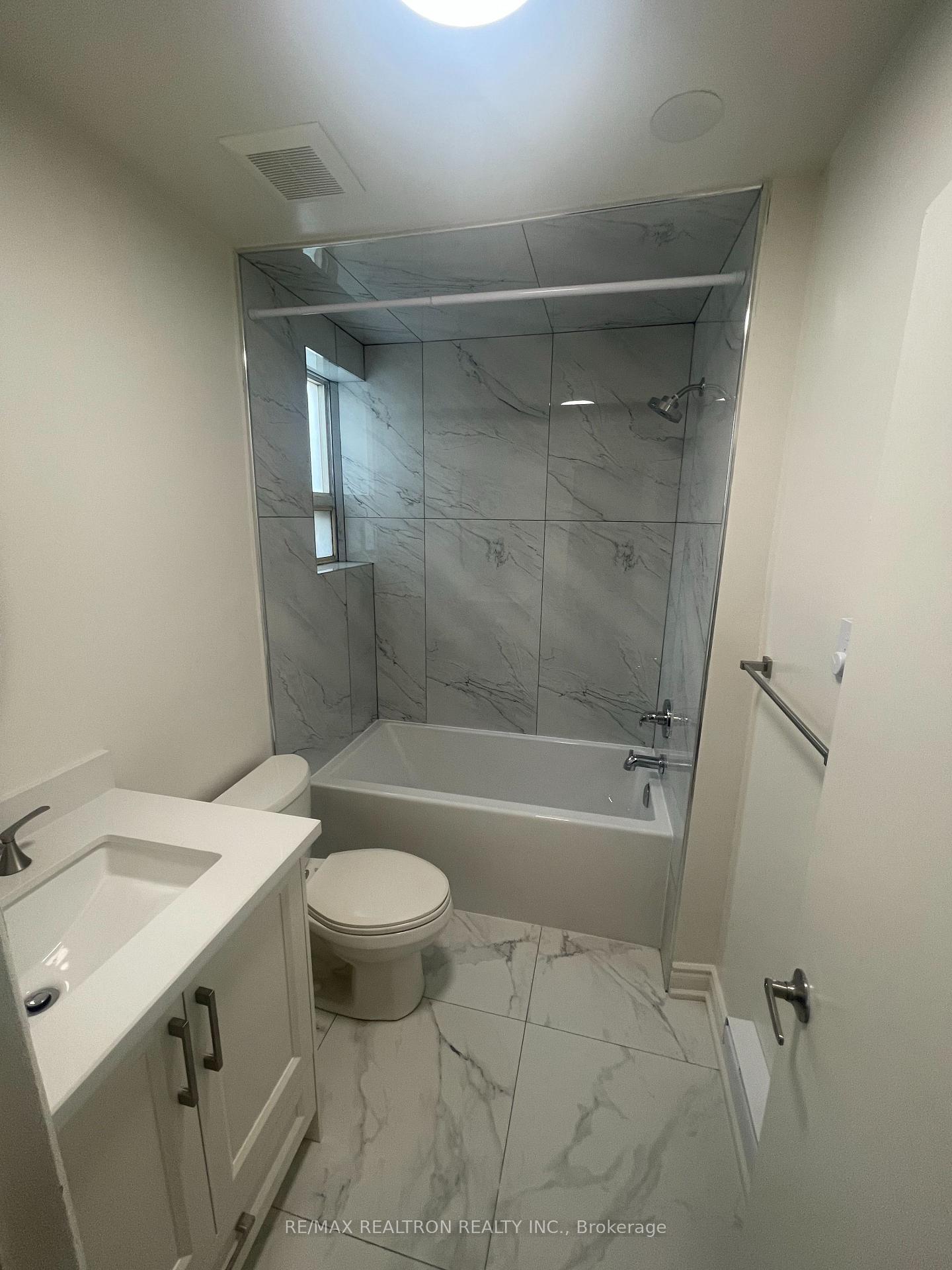 Photo 6 of Unit 1, 1985 Lawrence Avenue E, Scarborough, Wexford-Maryvale — HOMEH