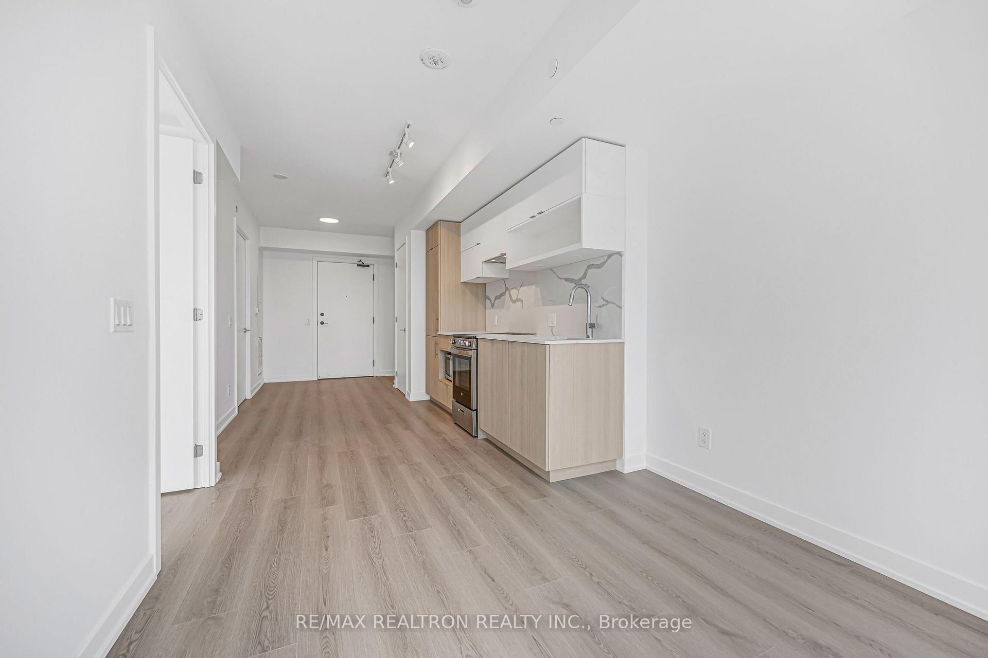 Photo 17 of Unit 2508, 100 Queens Street E, Toronto, Church-Yonge Corridor — HOMEH