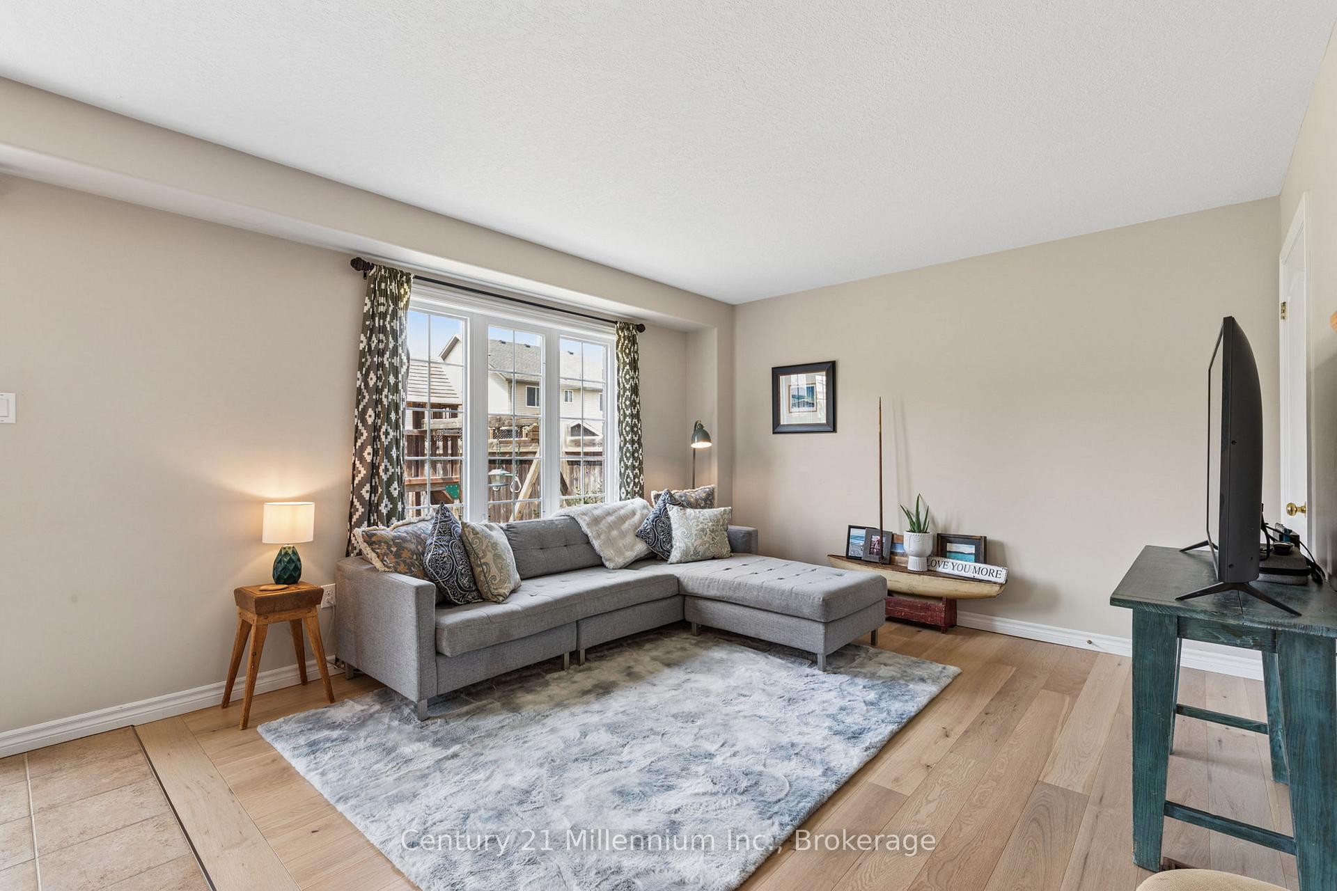 Photo 9 of 28 Patton Street, Collingwood — HOMEH
