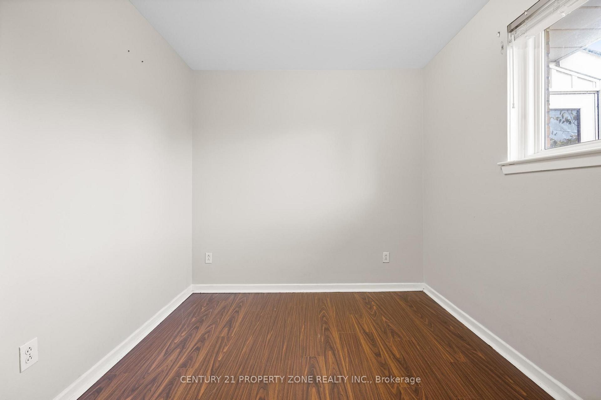 Photo 27 of 25 Chatsworth Drive, Brampton, Northwood Park — HOMEH