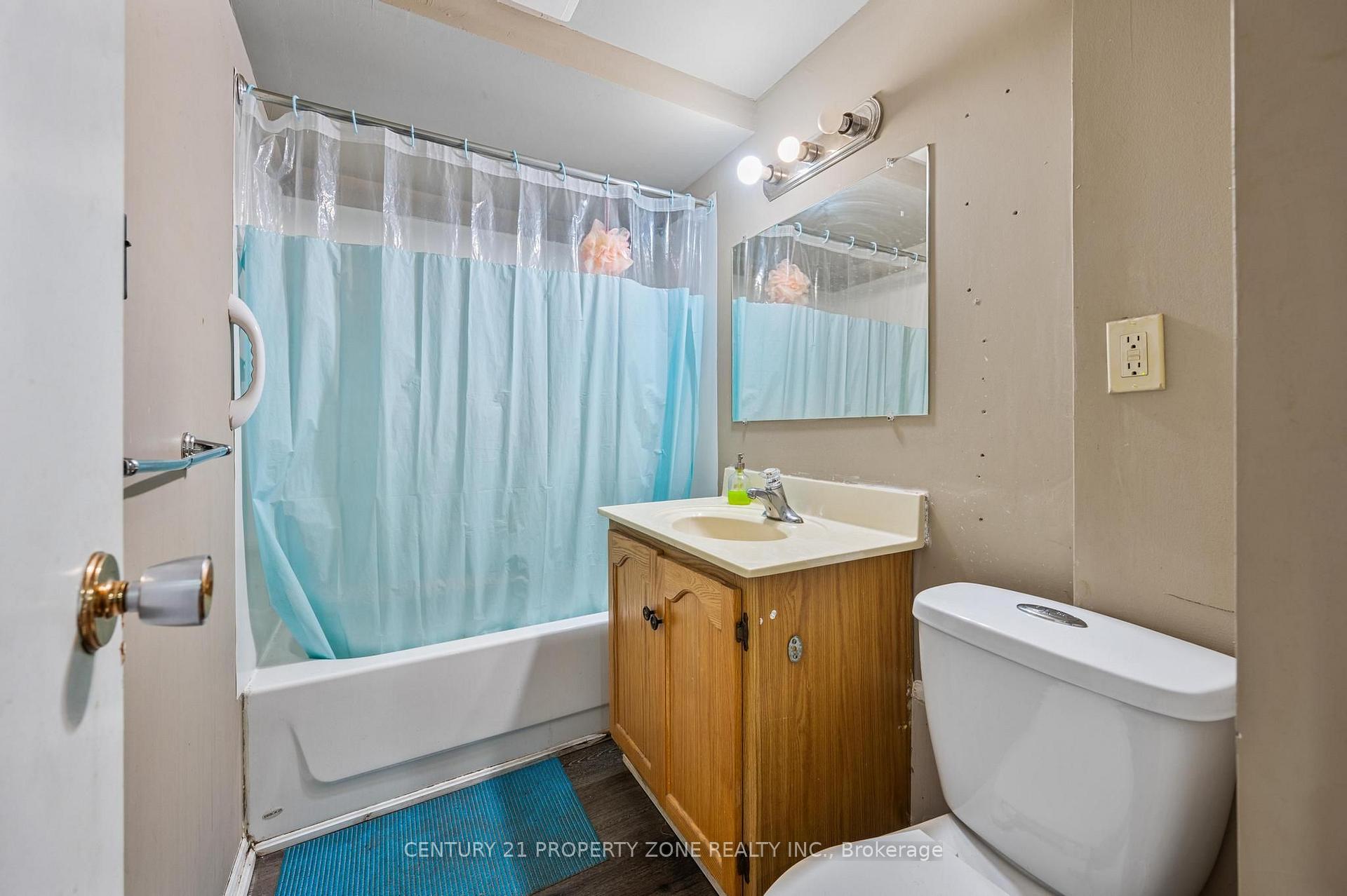 Photo 41 of 25 Chatsworth Drive, Brampton, Northwood Park — HOMEH
