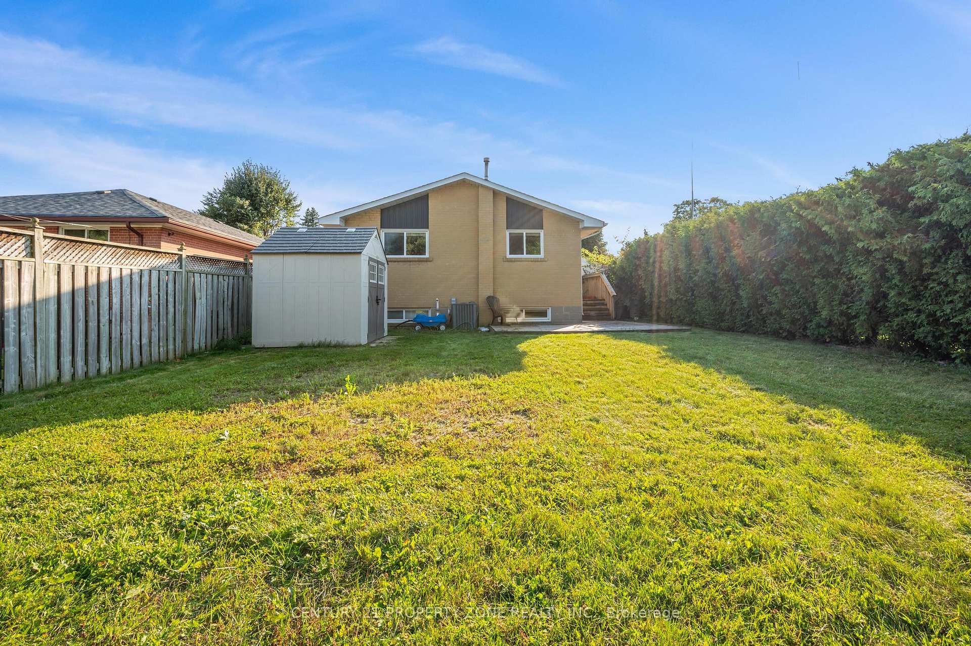 Photo 45 of 25 Chatsworth Drive, Brampton, Northwood Park — HOMEH