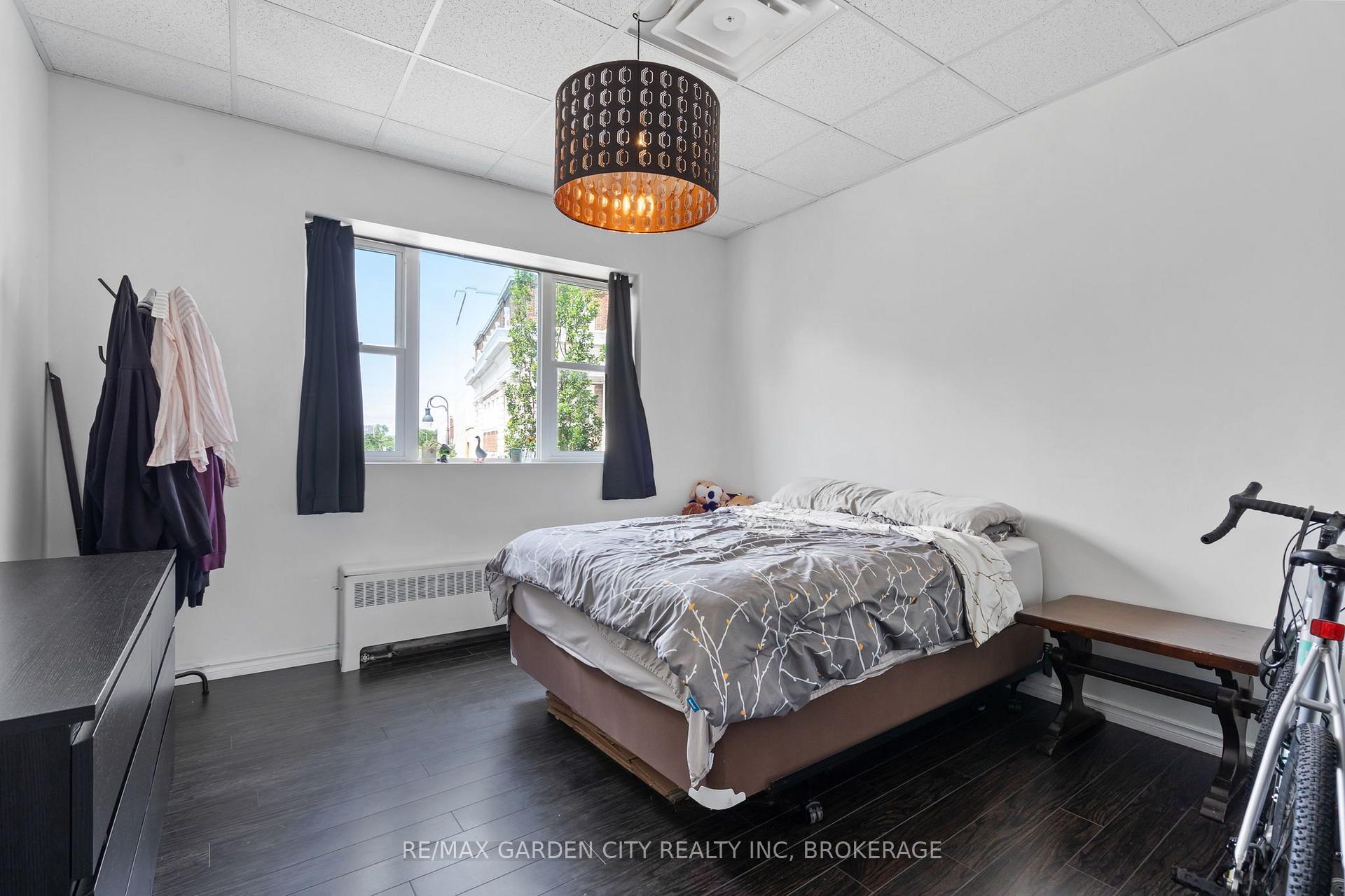 Photo 11 of 90 St. Paul Street, St. Catharines, Downtown — HOMEH