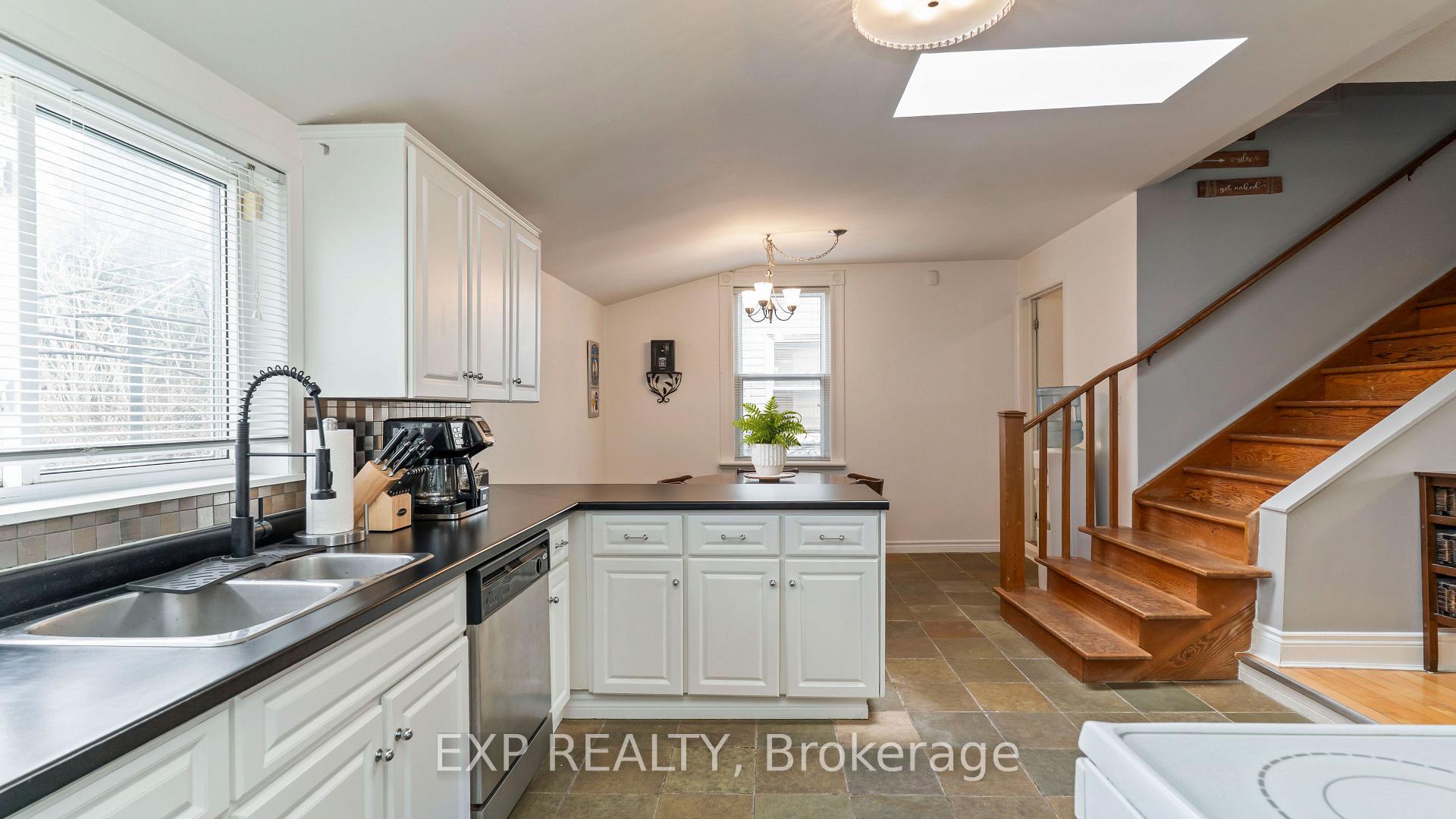 Photo 9 of 205 East Street, London, East M — HOMEH