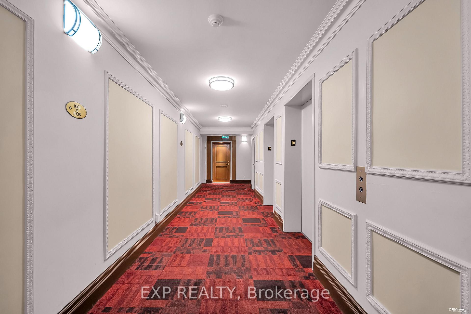 Photo 4 of Unit 1016, 8 Lee Centre Drive N, Scarborough, Woburn — HOMEH