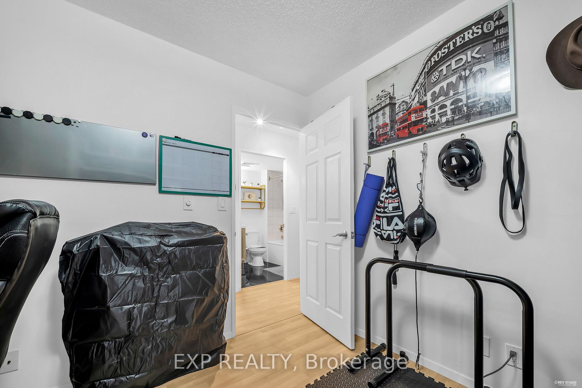 Photo 21 of Unit 1016, 8 Lee Centre Drive N, Scarborough, Woburn — HOMEH