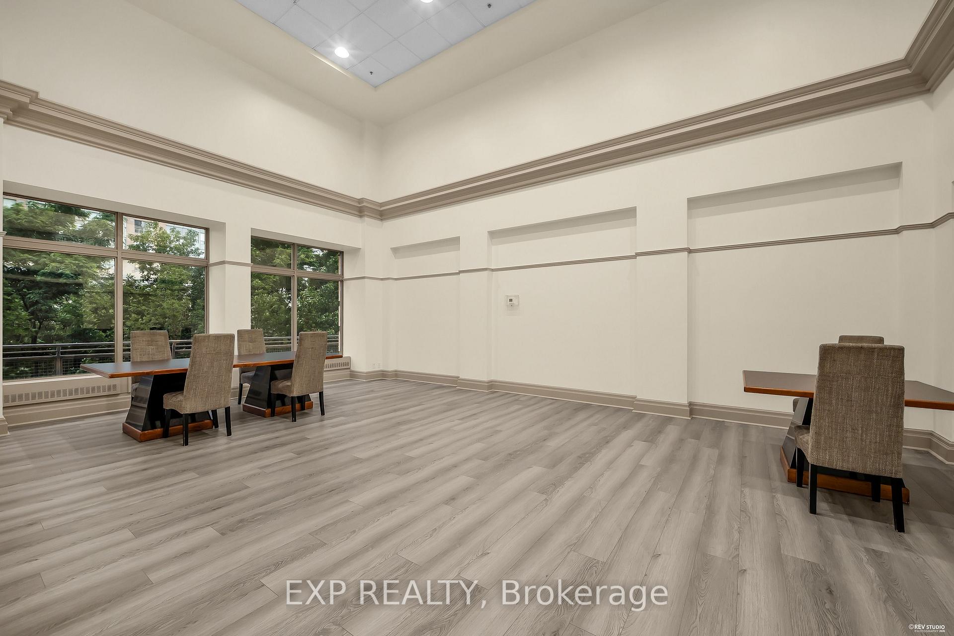 Photo 26 of Unit 1016, 8 Lee Centre Drive N, Scarborough, Woburn — HOMEH