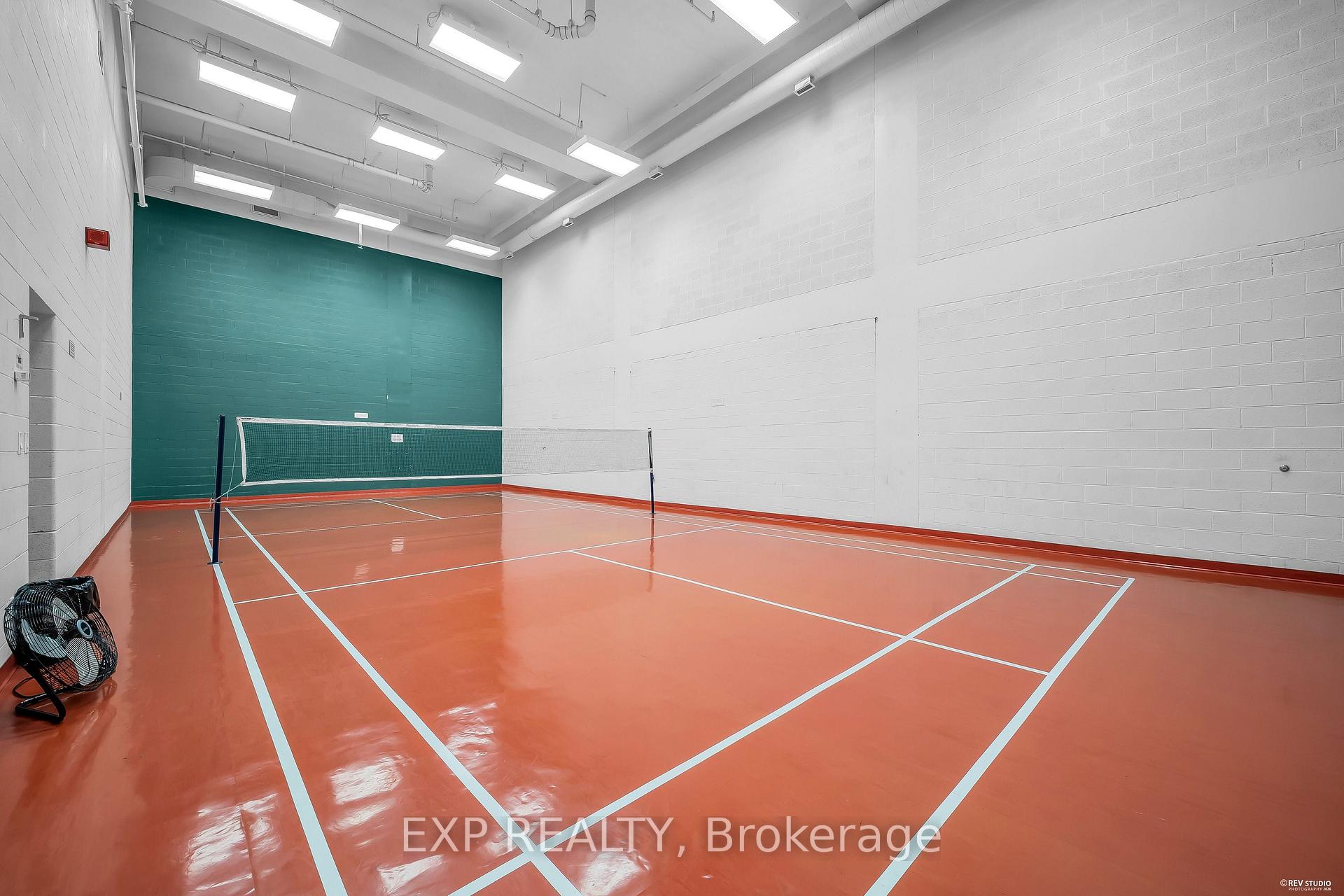 Photo 33 of Unit 1016, 8 Lee Centre Drive N, Scarborough, Woburn — HOMEH