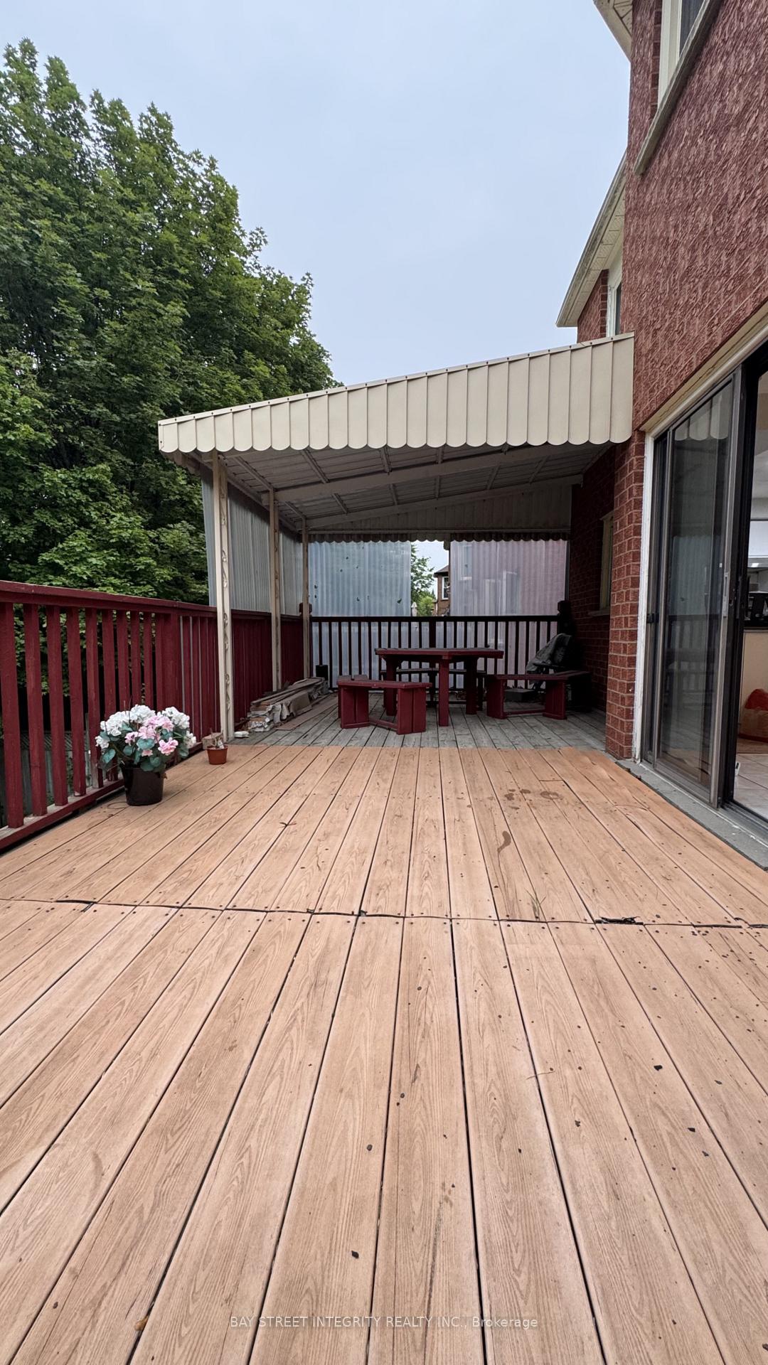 Photo 11 of Unit Upper, 2 Glenheather Terrace, Scarborough, Rouge — HOMEH
