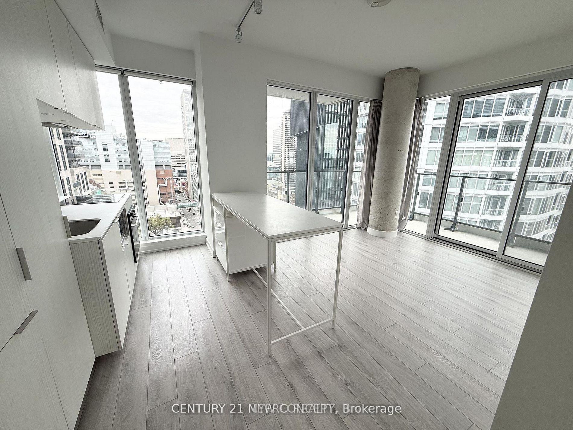 Photo 2 of Unit 2913, 77 Shuter Street, Toronto, Church-Yonge Corridor — HOMEH