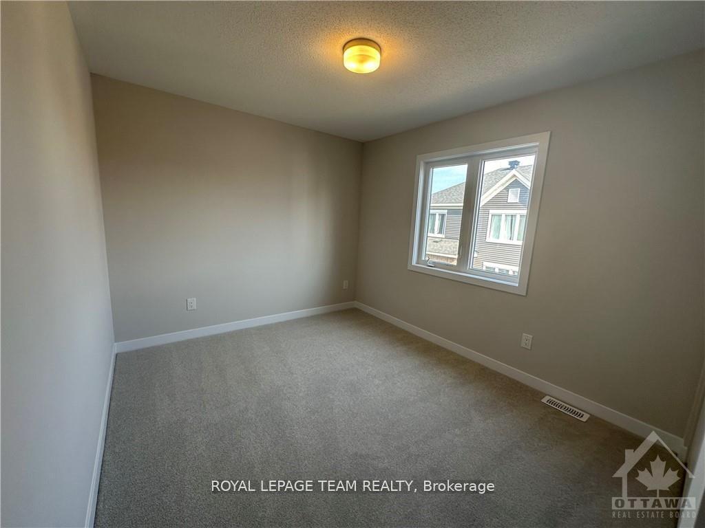 Photo 11 of 199 Conservancy Drive, Ottawa, Barrhaven - Heritage Park — HOMEH