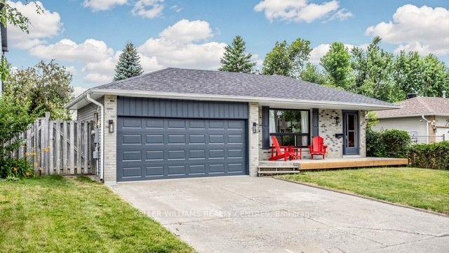 Photo 1 of Unit Upper, 29 Bronte Crescent, Barrie, Letitia Heights — HOMEH