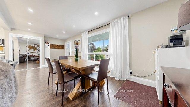 Photo 13 of Unit Upper, 29 Bronte Crescent, Barrie, Letitia Heights — HOMEH