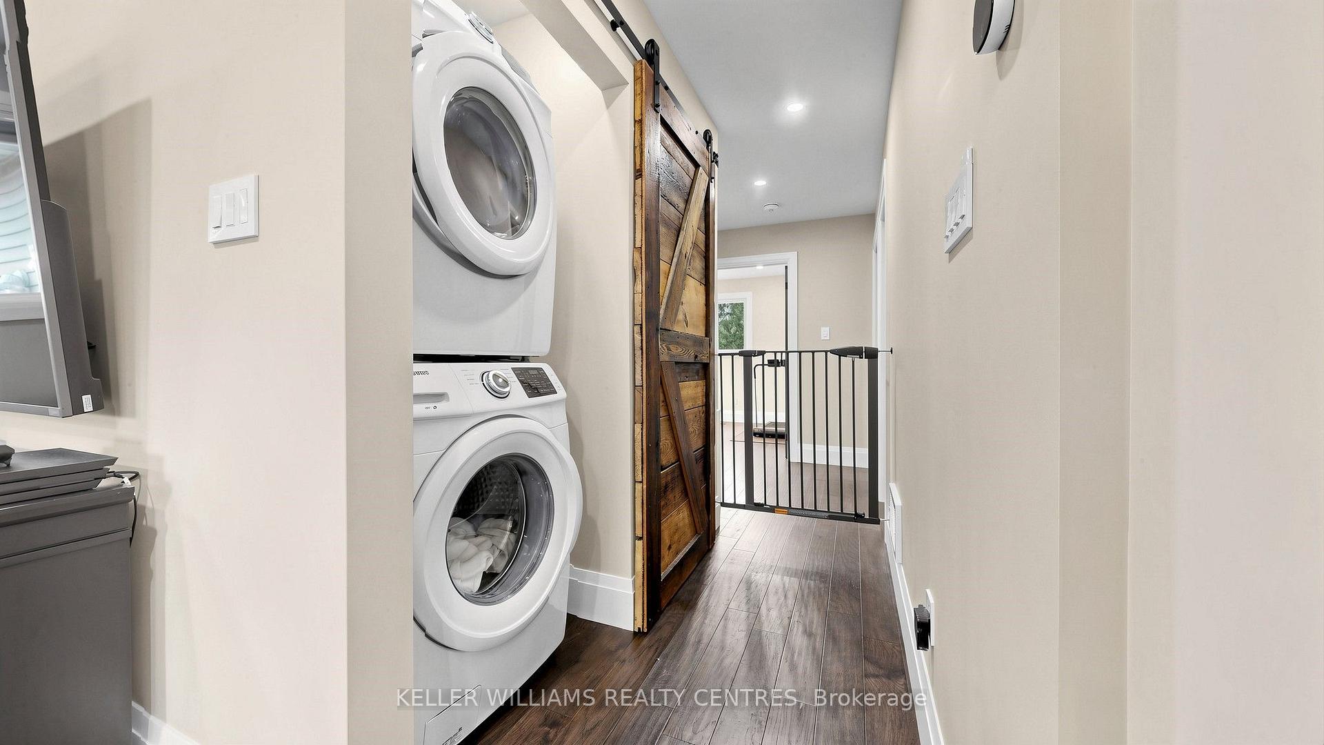 Photo 22 of Unit Upper, 29 Bronte Crescent, Barrie, Letitia Heights — HOMEH