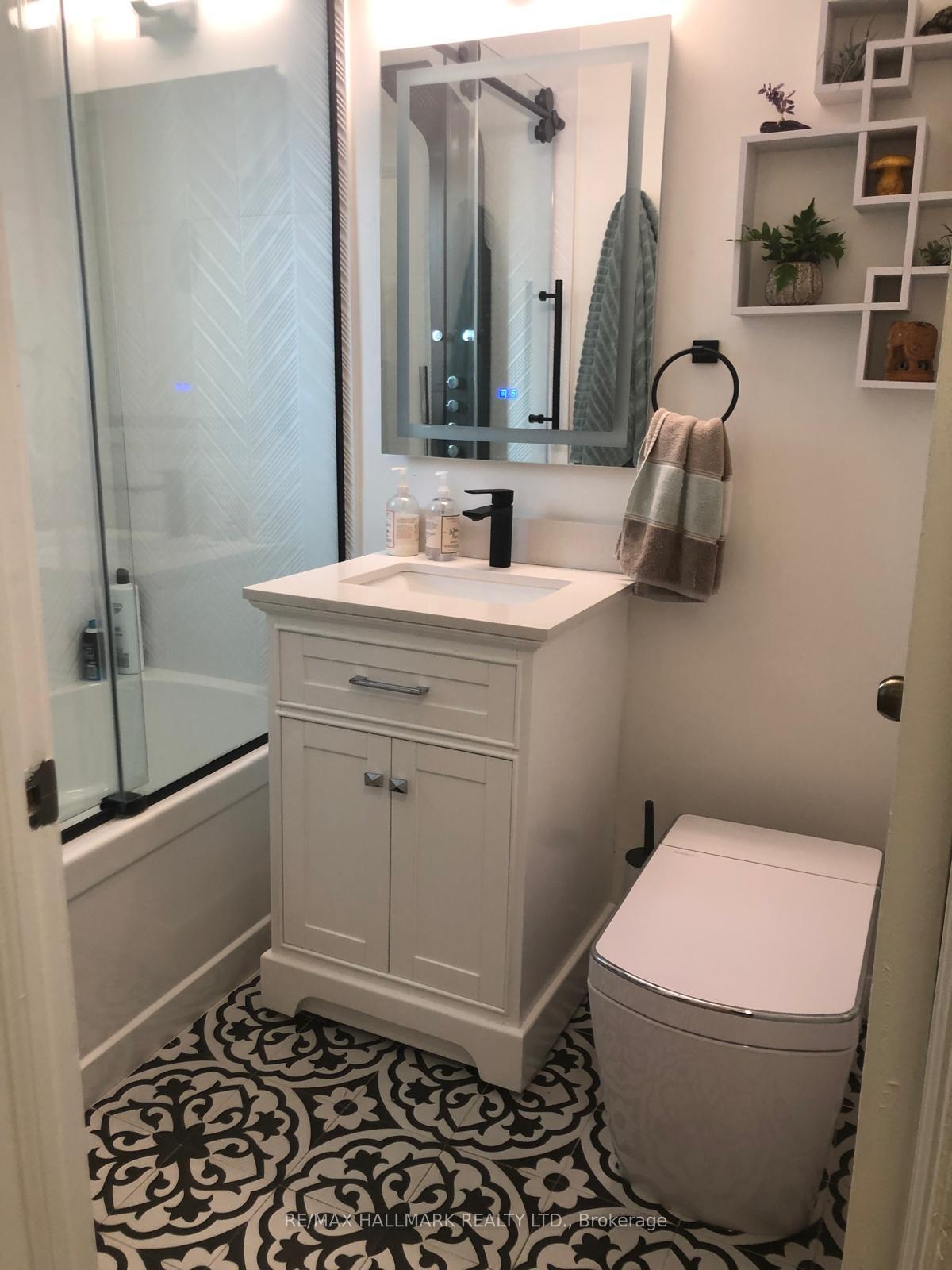 Photo 9 of 203 Elmhurst Avenue, North York, Lansing-Westgate — HOMEH