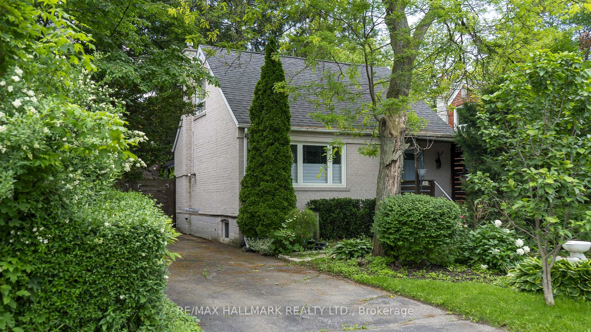 Photo 19 of 203 Elmhurst Avenue, North York, Lansing-Westgate — HOMEH
